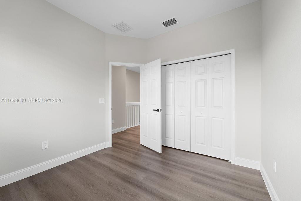 TAMARAC CIRCLE - Residential
