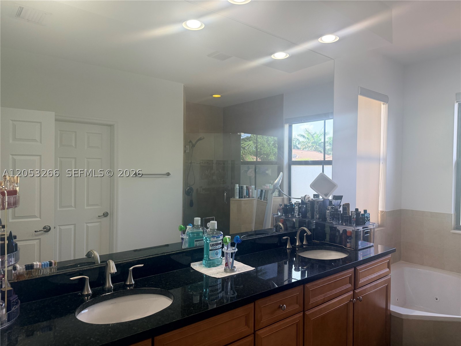 ISLES AT GRAND BAY - Residential Lease