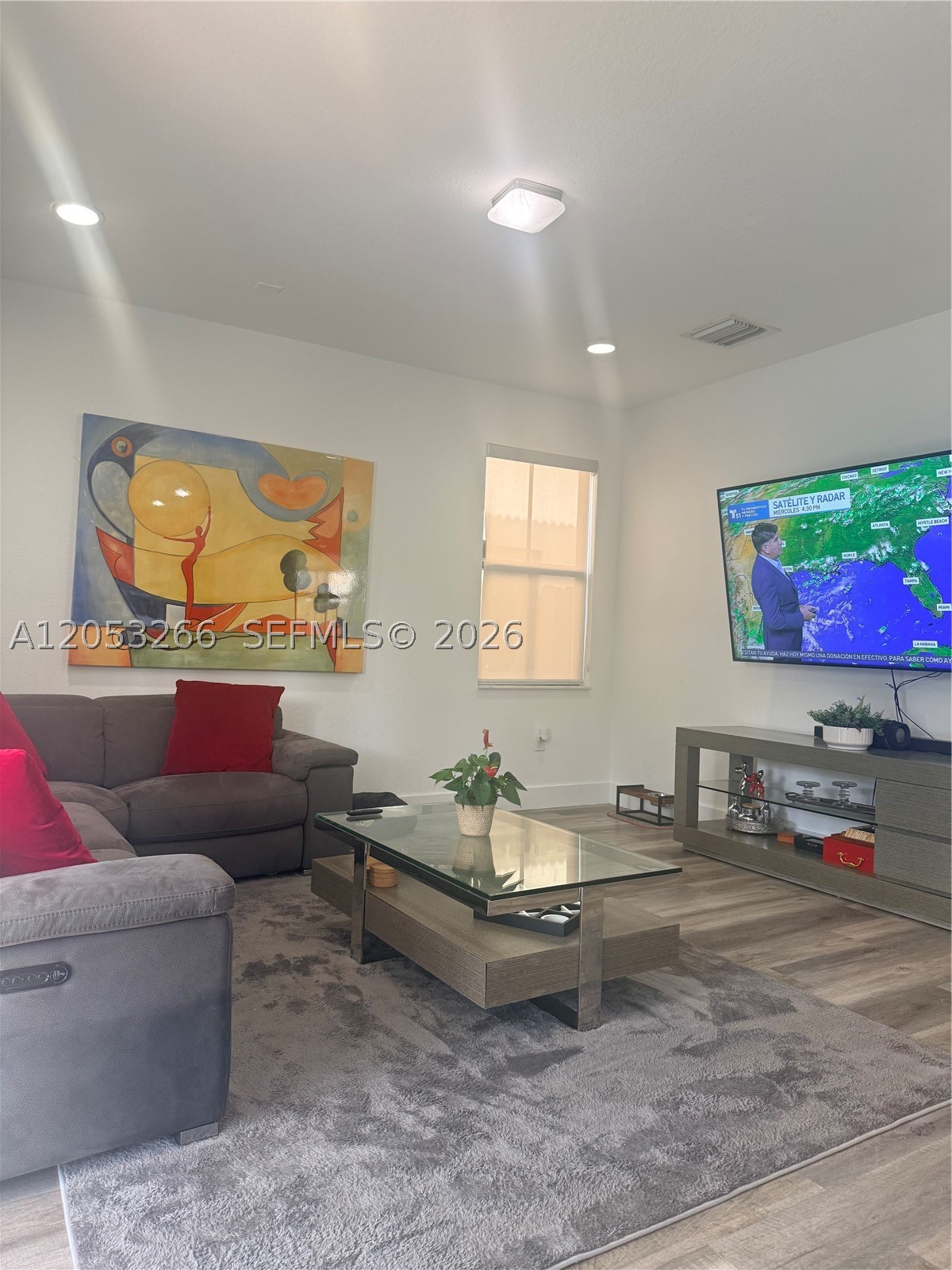 ISLES AT GRAND BAY - Residential Lease