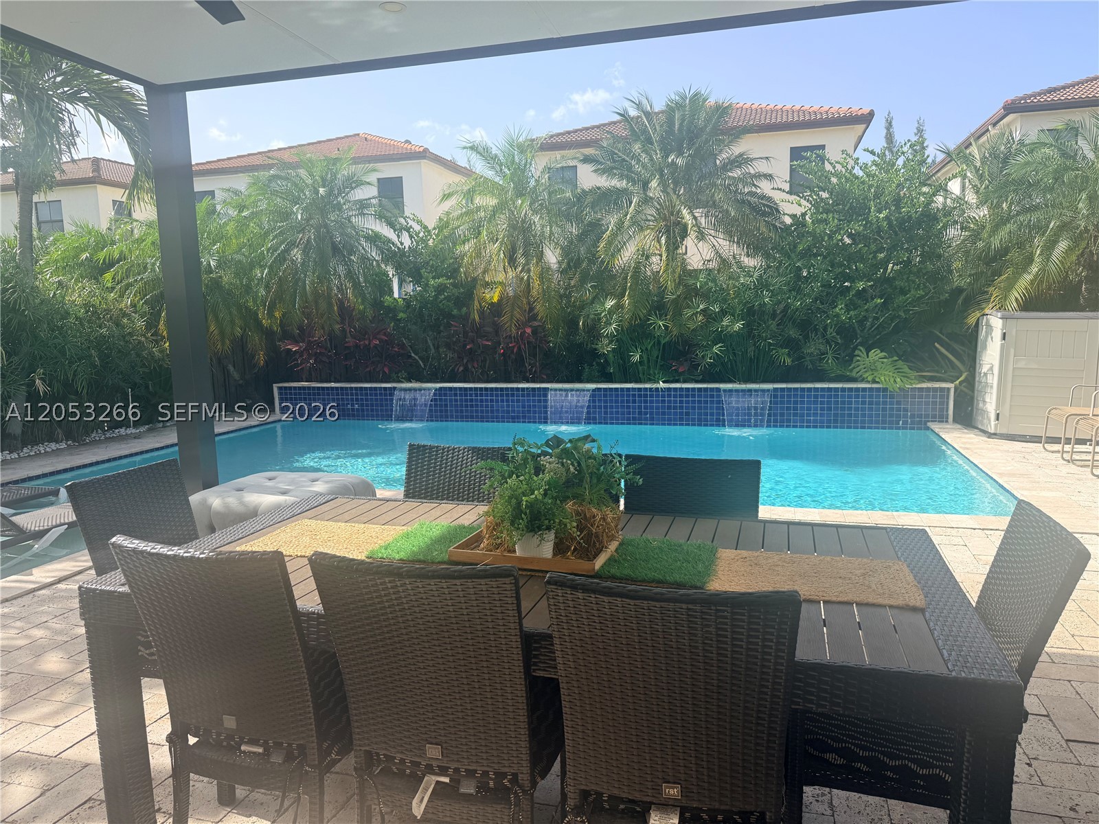 ISLES AT GRAND BAY - Residential Lease