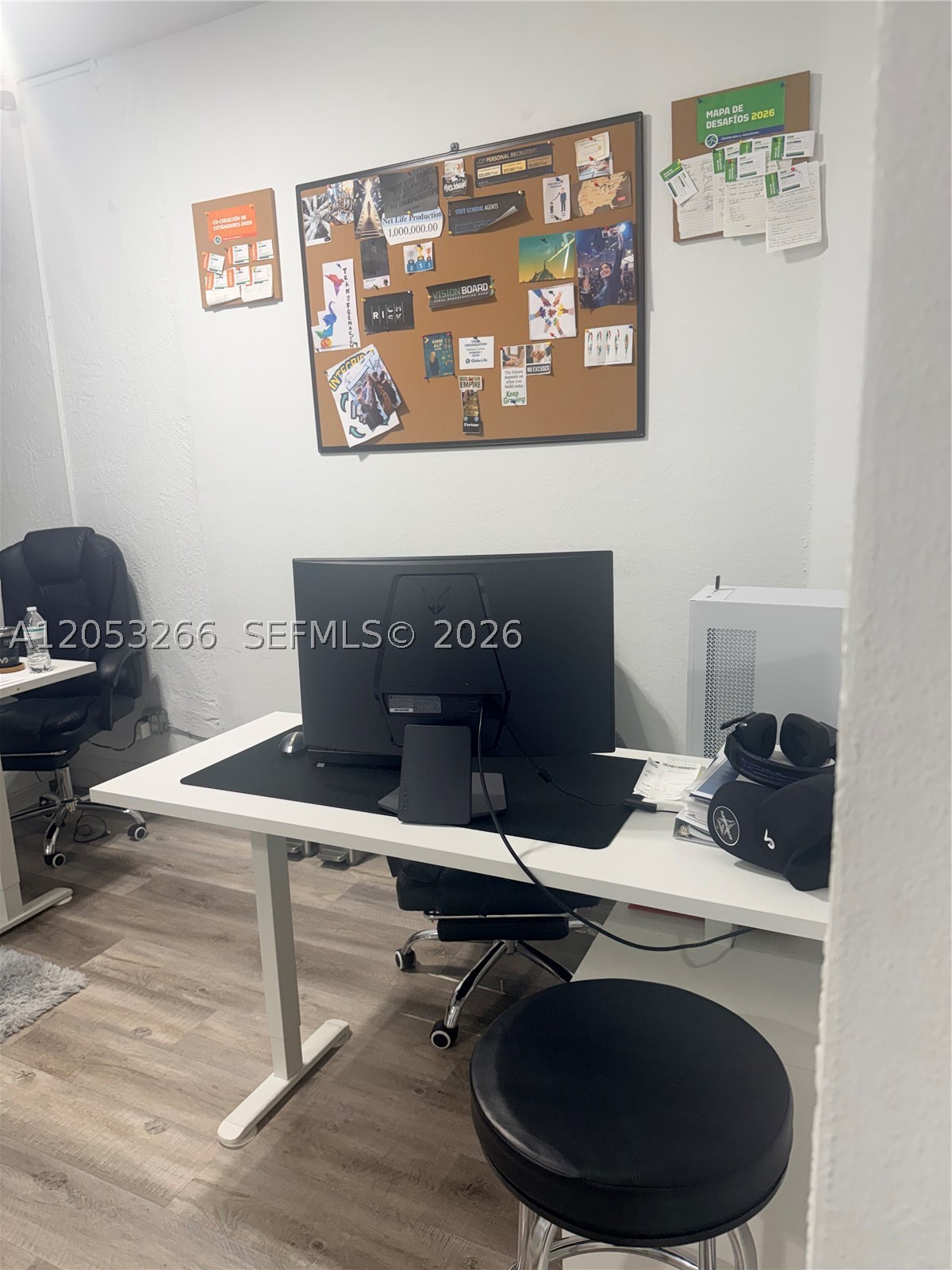 ISLES AT GRAND BAY - Residential Lease