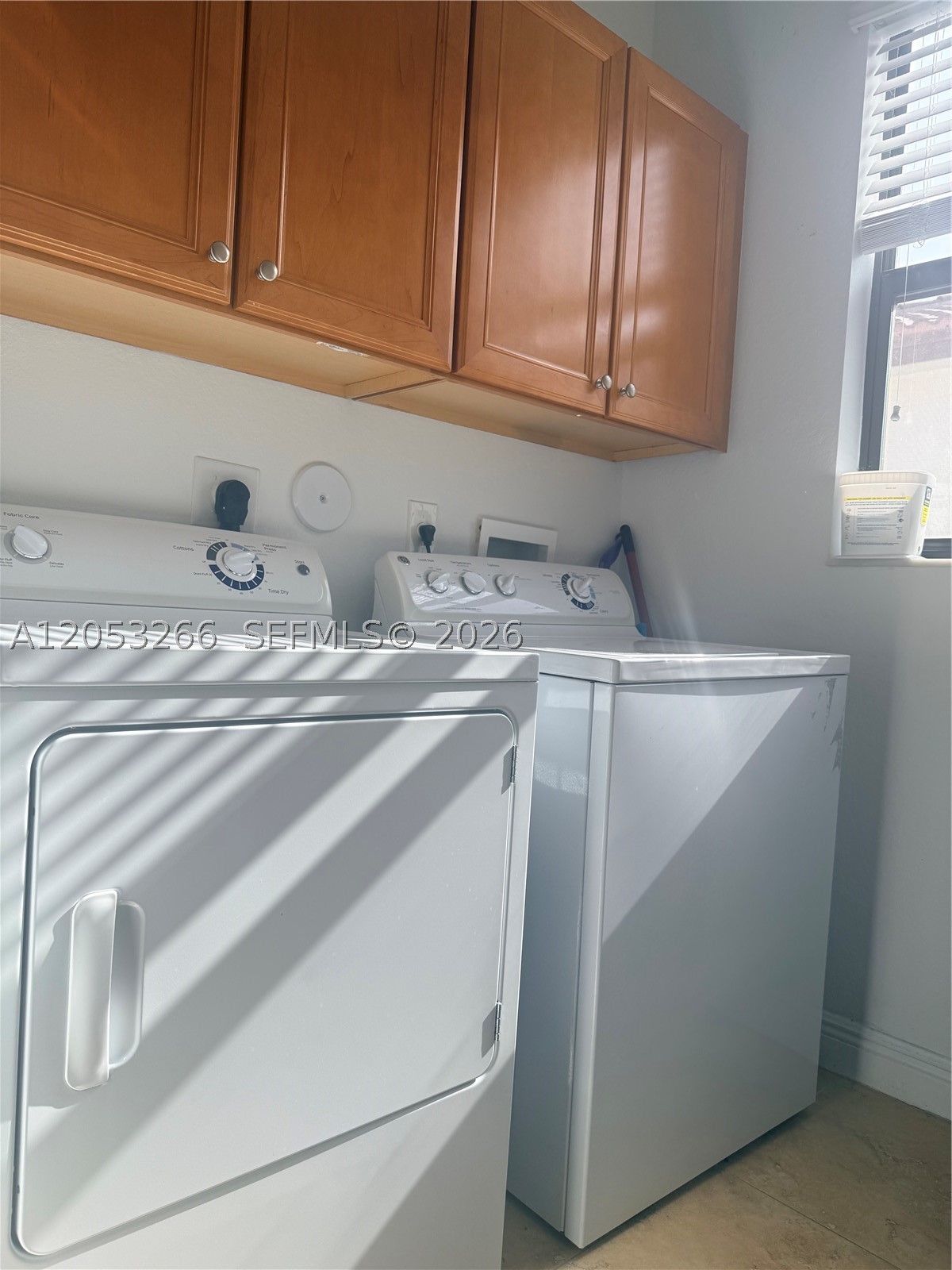 ISLES AT GRAND BAY - Residential Lease