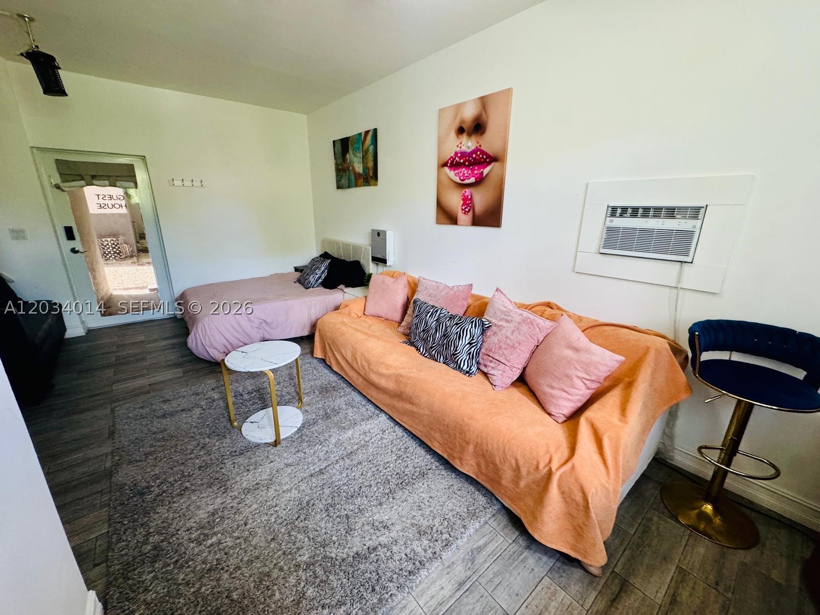 SHADOWLAWN EXTENSION SUB - Residential Lease