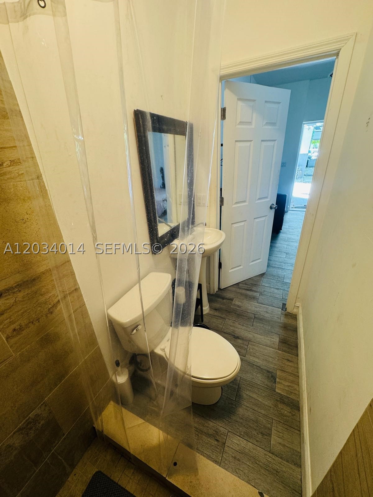 SHADOWLAWN EXTENSION SUB - Residential Lease
