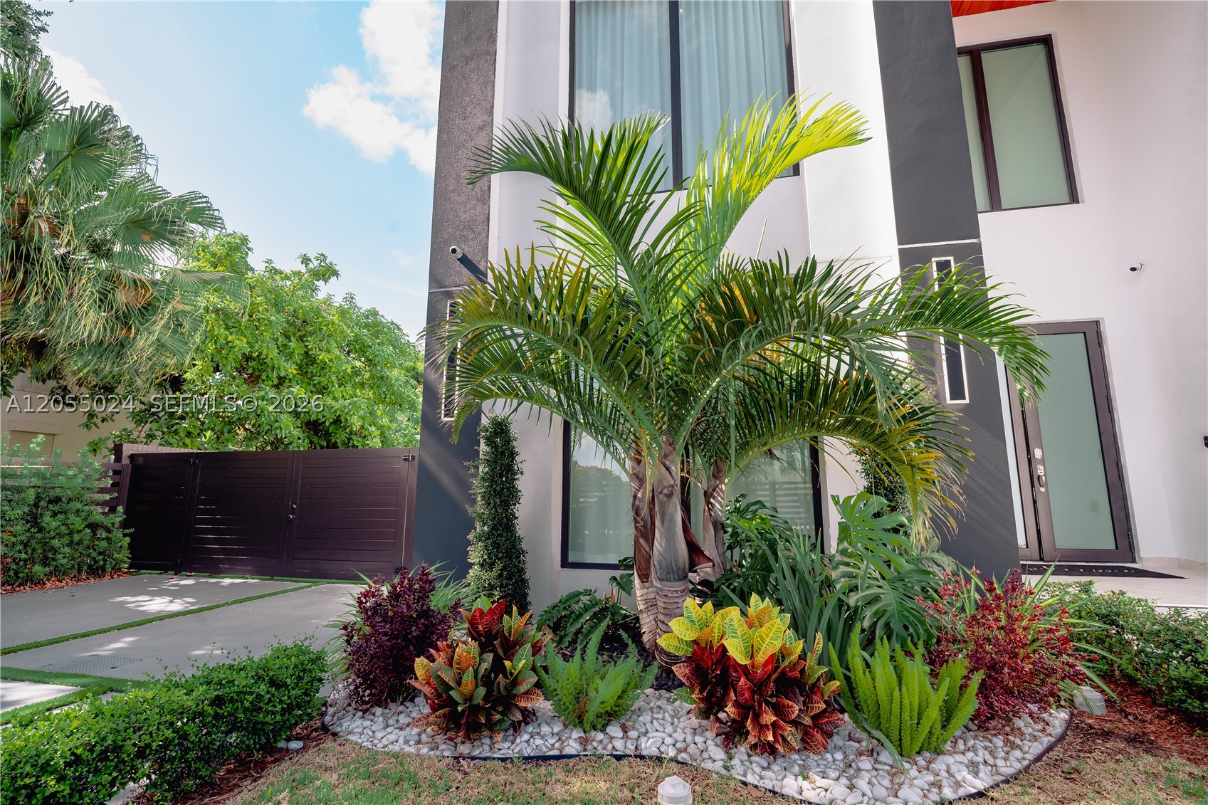 HAPPY FARMS ACRES 2 - Residential Lease