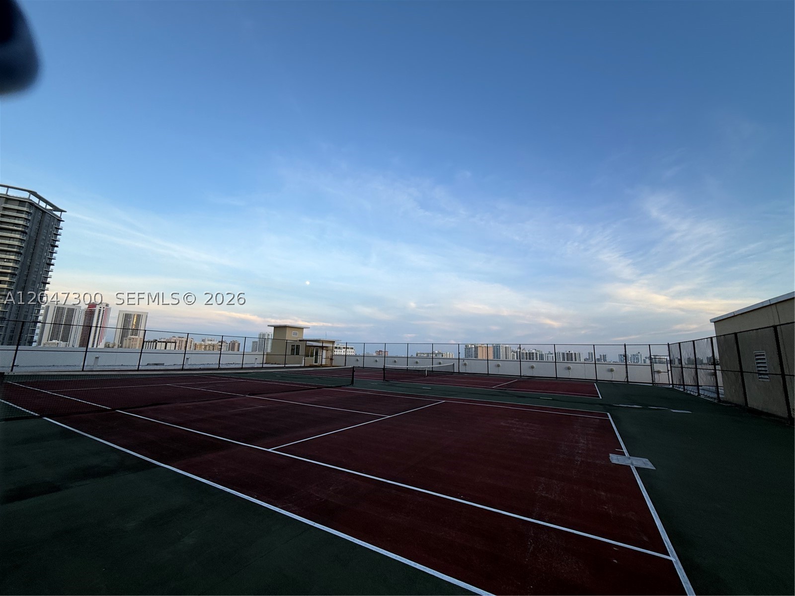 DUO CONDOMINIUM WEST - Residential Lease