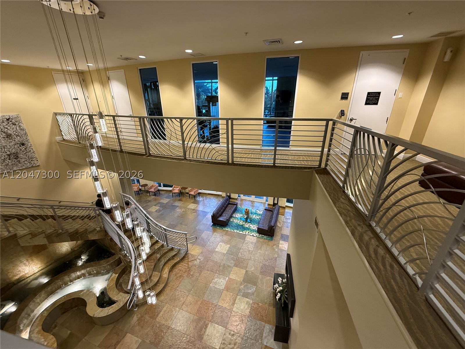 DUO CONDOMINIUM WEST - Residential Lease