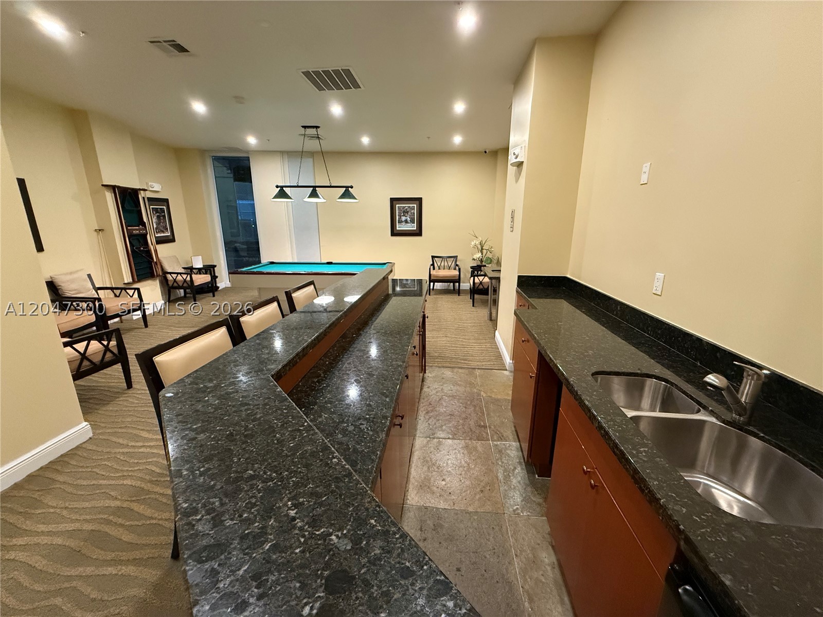 DUO CONDOMINIUM WEST - Residential Lease