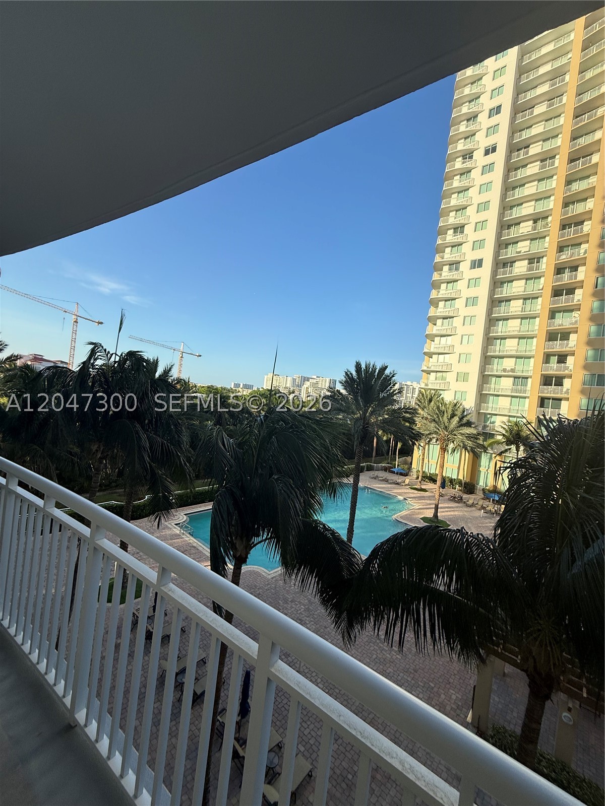 DUO CONDOMINIUM WEST - Residential Lease