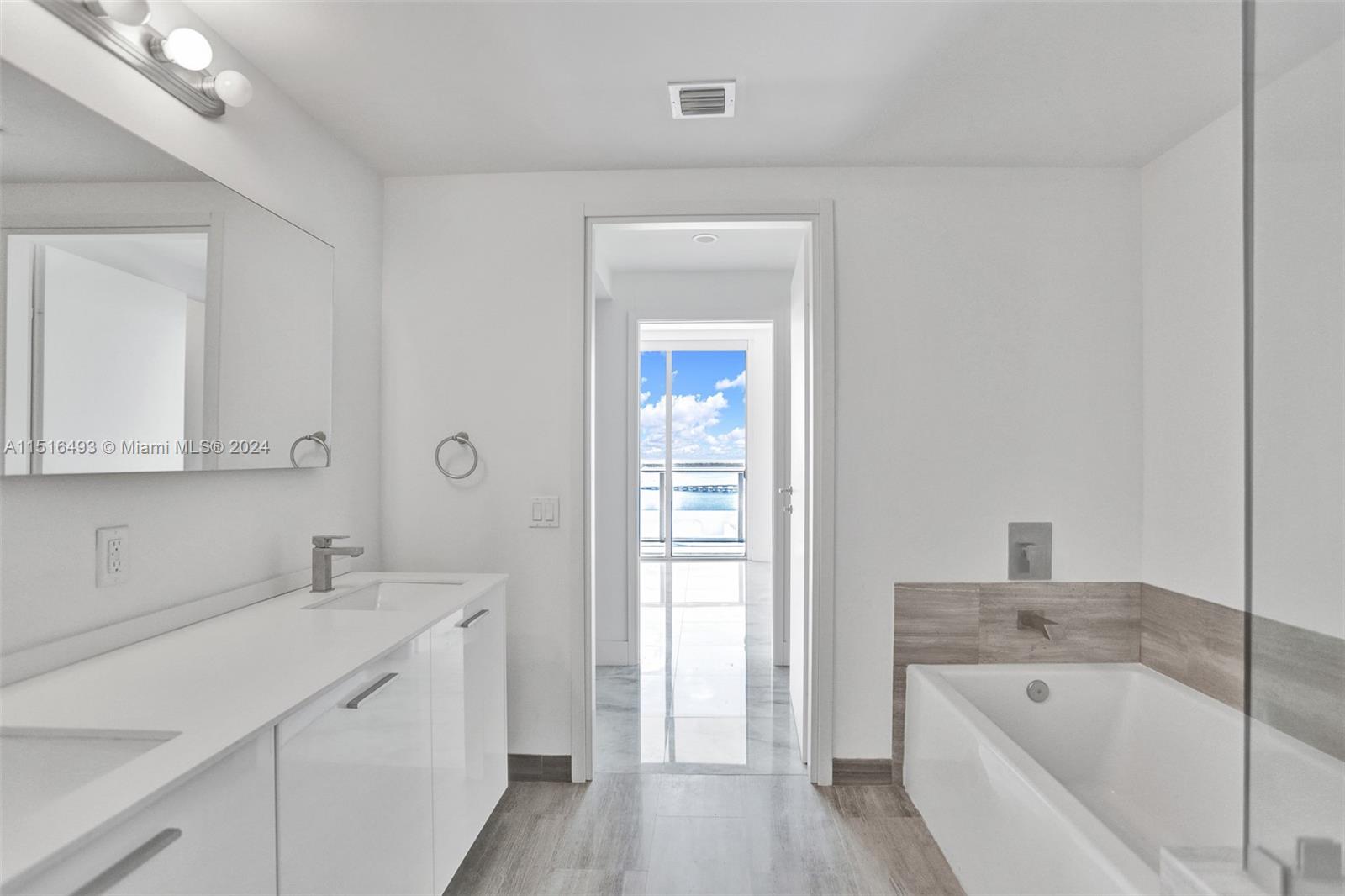 BRICKELLHOUSE CONDO - Residential Lease