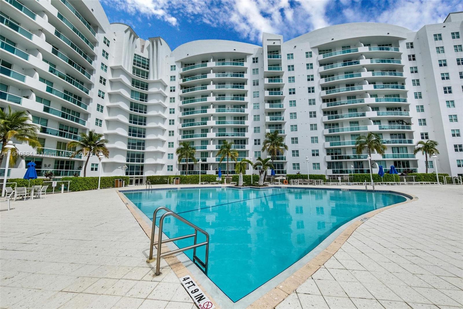 360 CONDO C - Residential