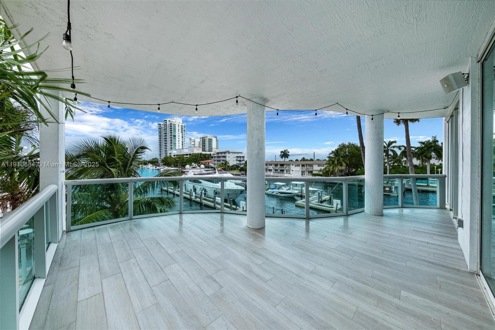 360 CONDO C - Residential