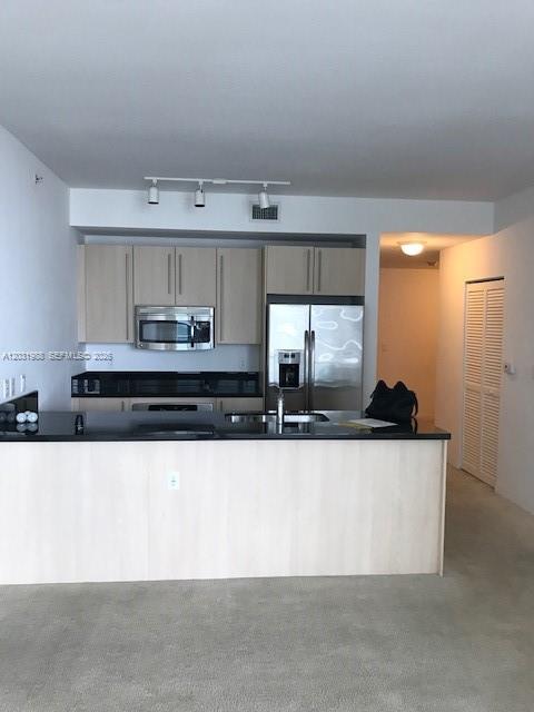THE AXIS ON BRICKELL COND - Residential Lease