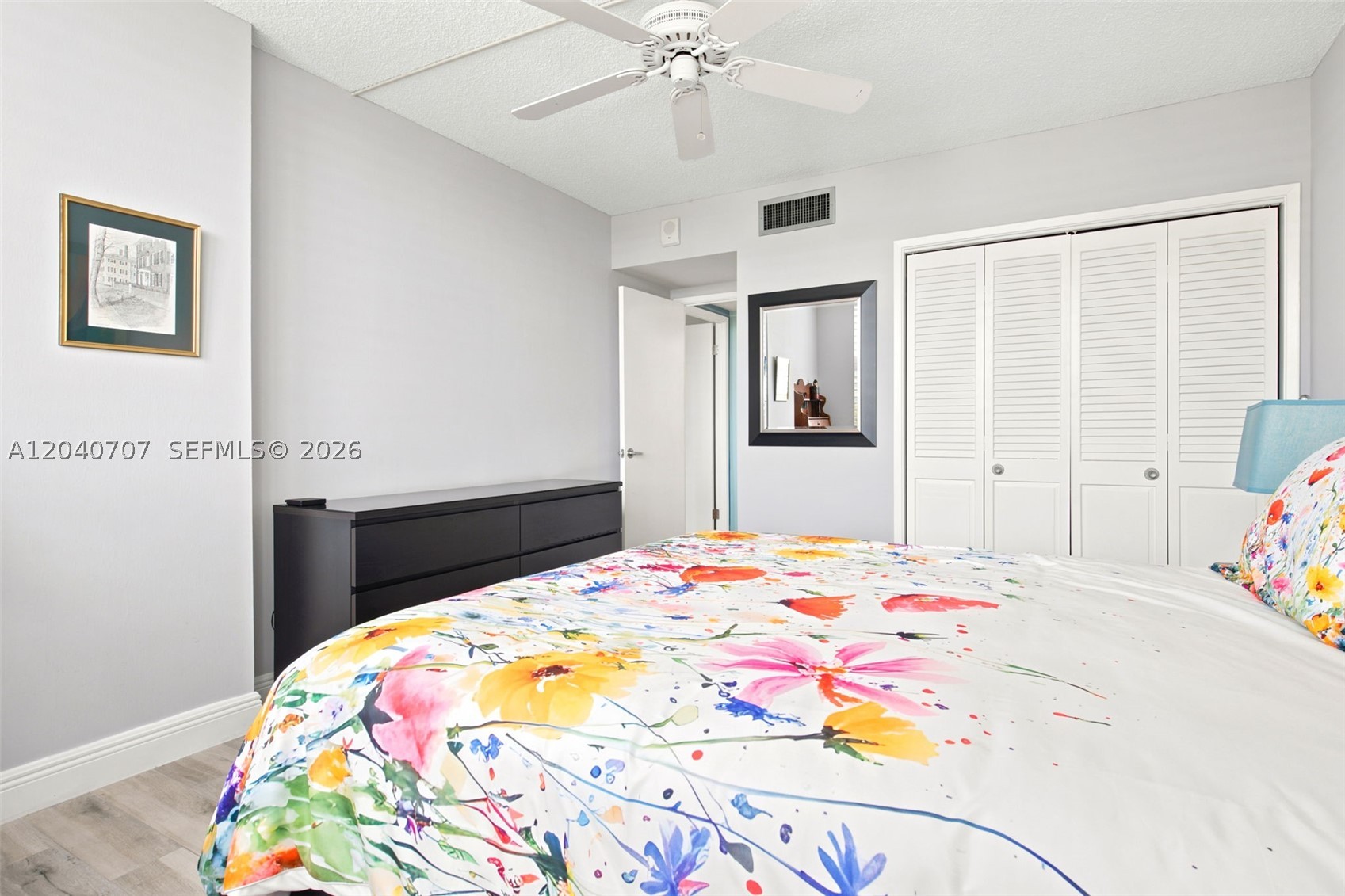 HILLCREST EAST NO 22 COND - Residential