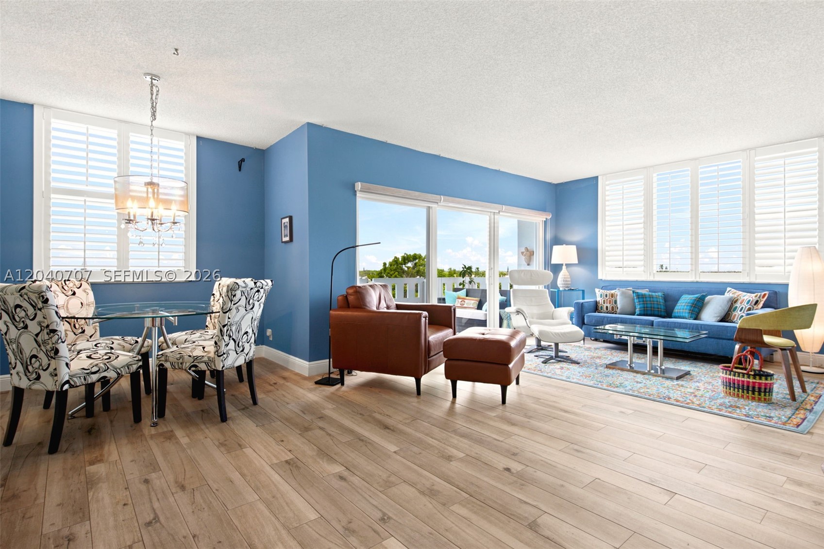 HILLCREST EAST NO 22 COND - Residential