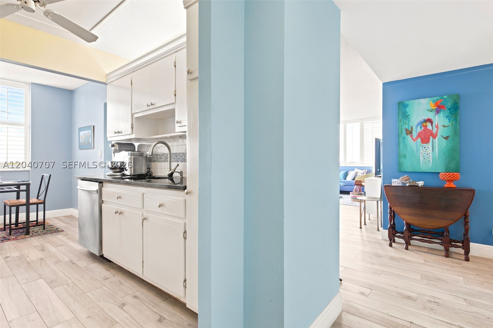 HILLCREST EAST NO 22 COND - Residential