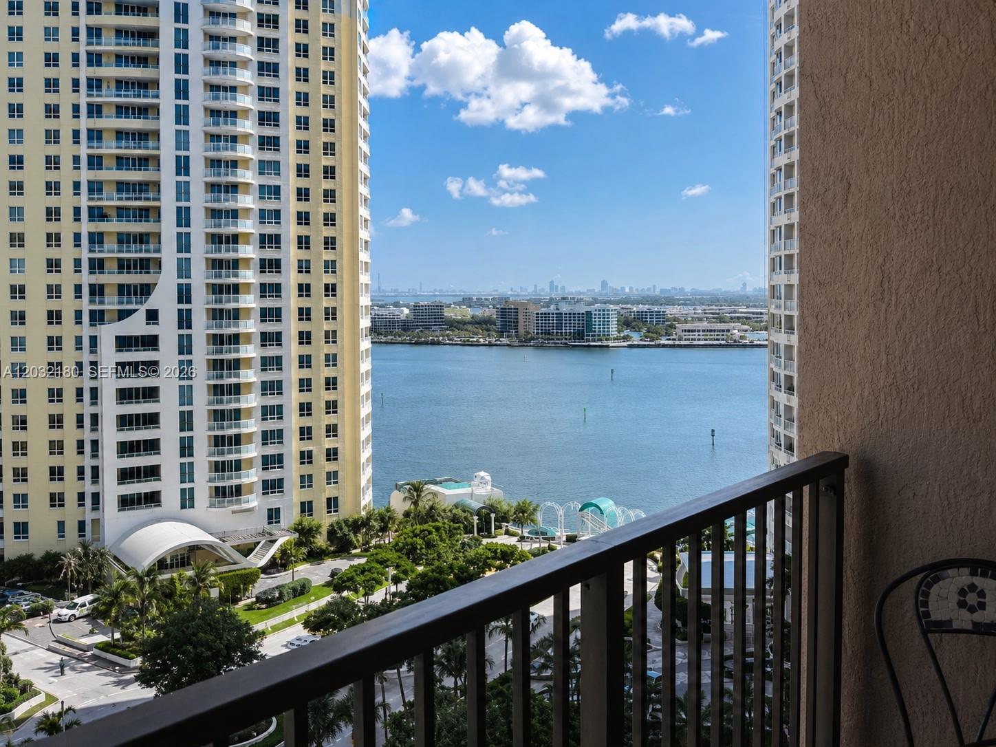 Experience luxury living in the exclusive island community of Brickell Key. This beautifully decorated 1-bedroom, 1.5-bath residence offers stunning water views and an elegant, comfortable atmosphere. Thoughtfully furnished and fully equipped with everything needed for everyday living, the apartment combines style, functionality, and convenience. Enjoy the privacy and tranquility of one of Miami’s most prestigious locations while being just minutes from Brickell’s world-class dining, shopping, and entertainment. A perfect place to call home and enjoy the best of waterfront living.