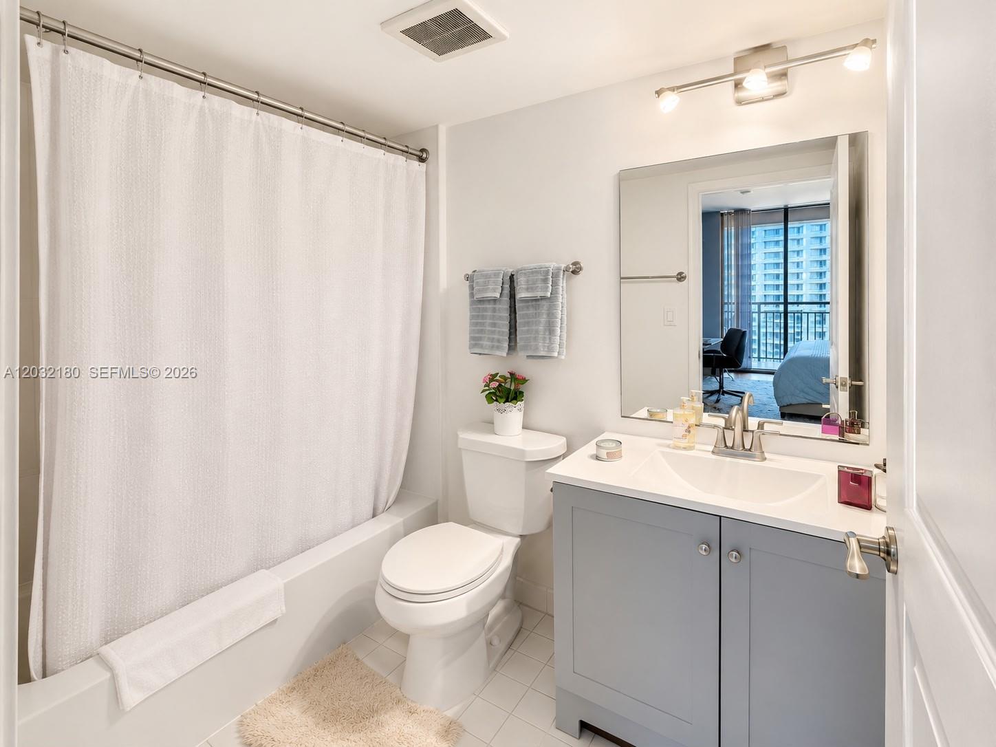BRICKELL KEY II CONDO - Residential Lease