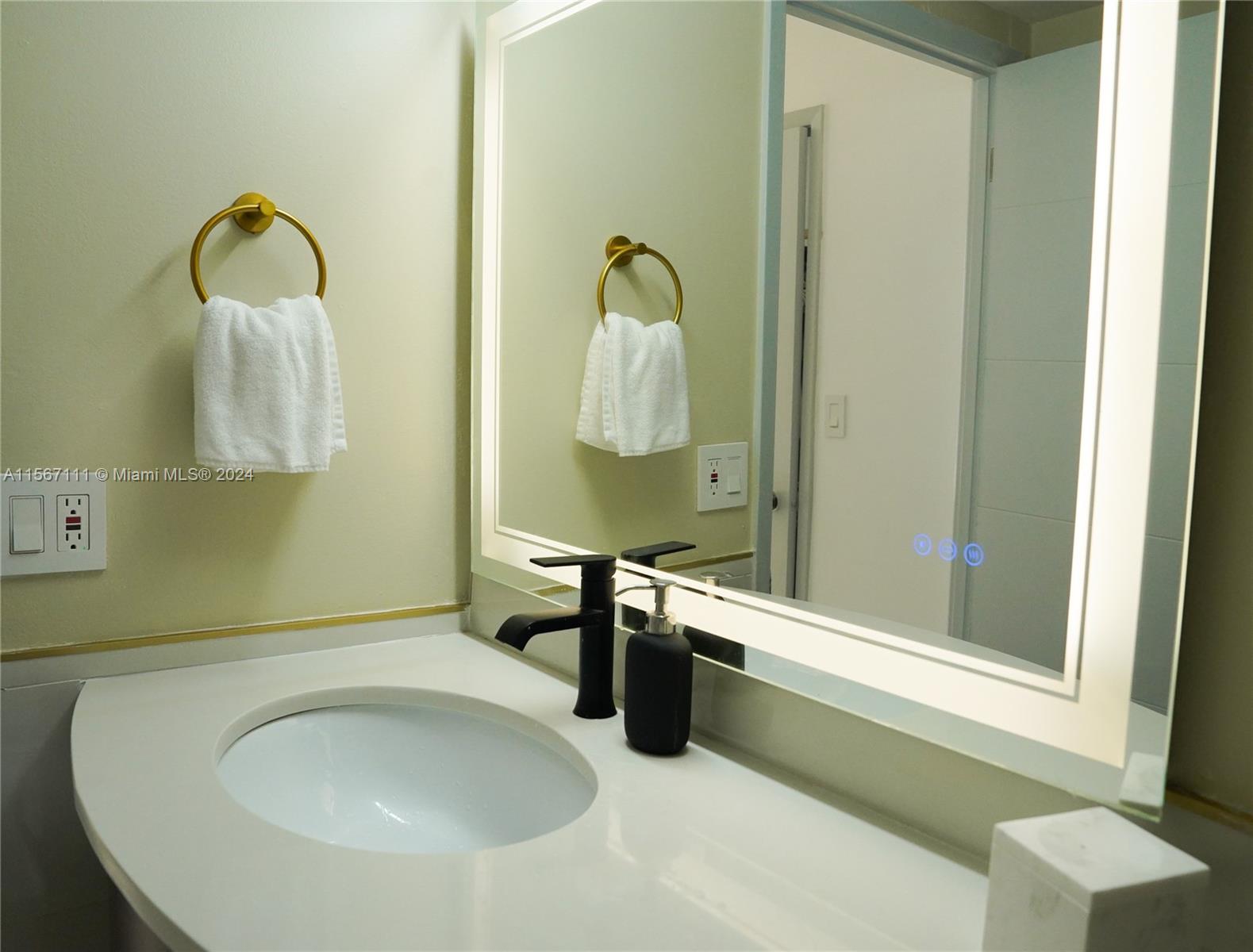 OLYMPUS CONDO PHASE - Residential Lease