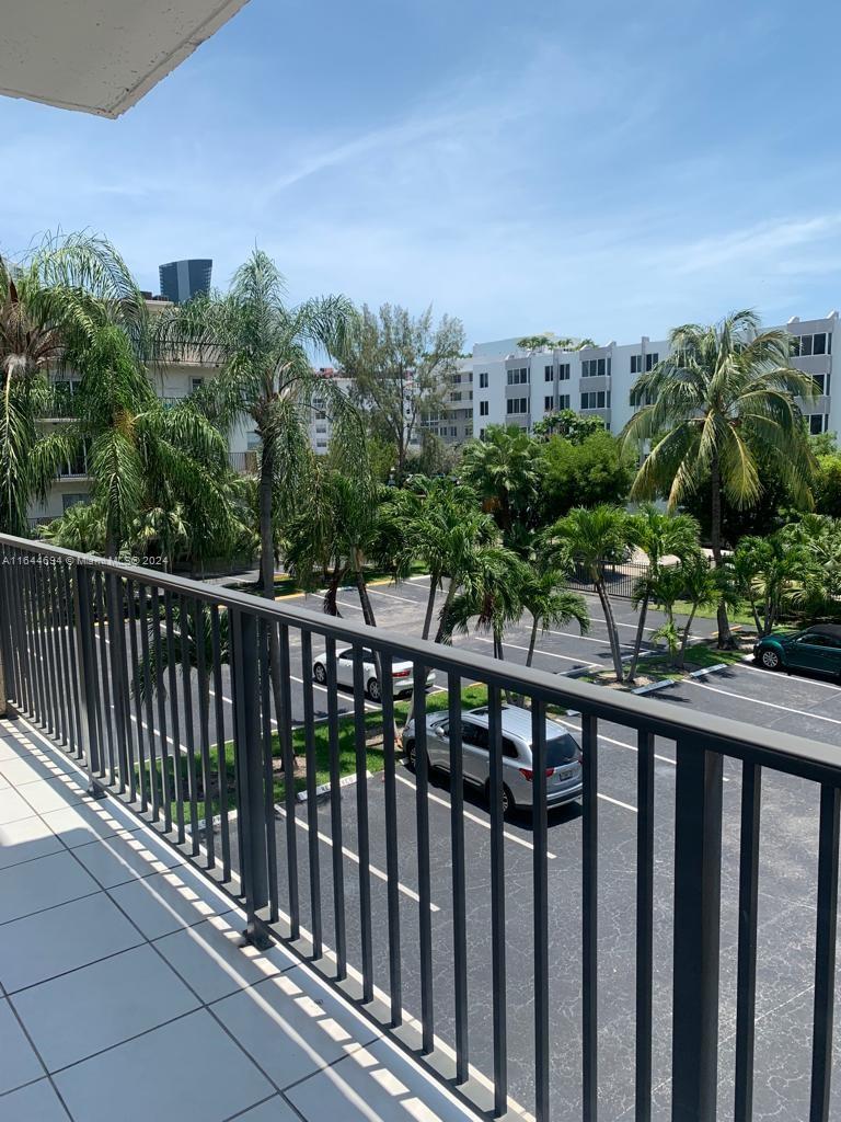 THE ISLES CONDO - Residential Lease
