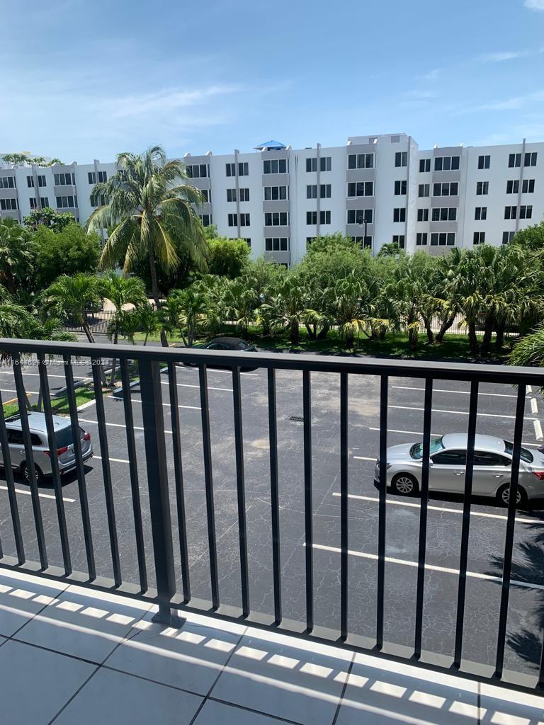 THE ISLES CONDO - Residential Lease