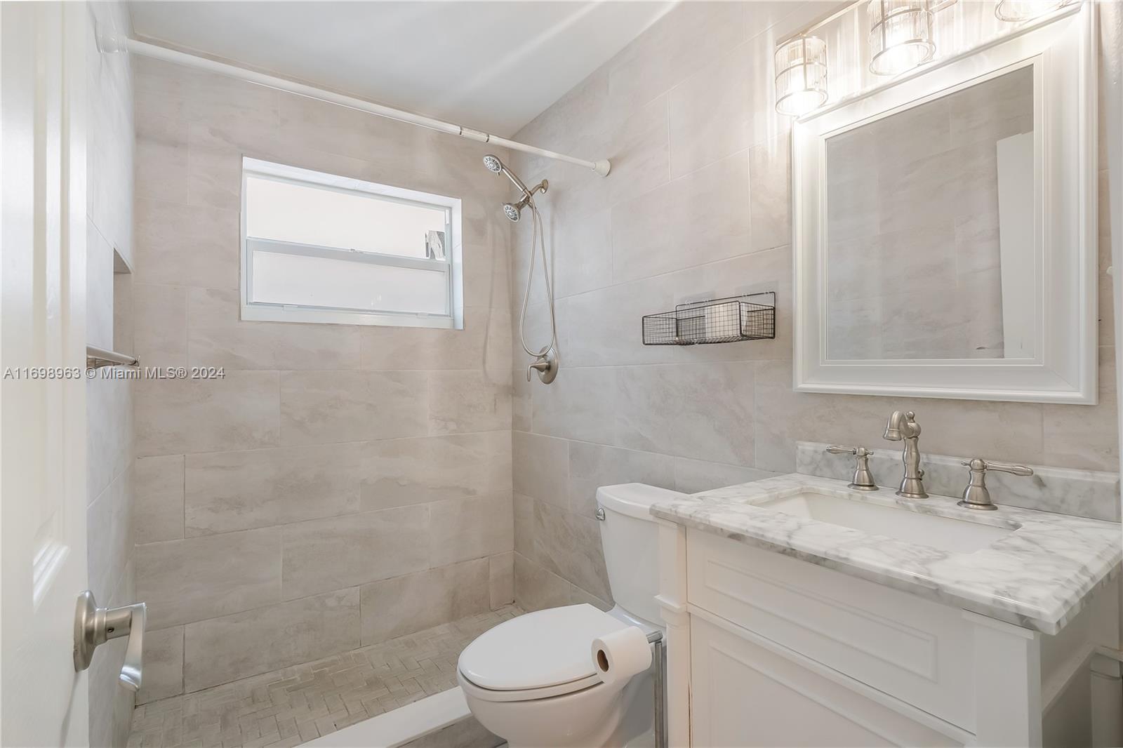 SUNFLOWER - Residential Lease