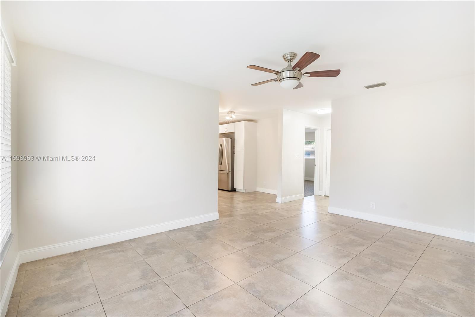 SUNFLOWER - Residential Lease