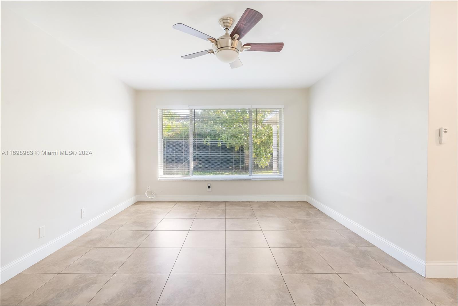 SUNFLOWER - Residential Lease