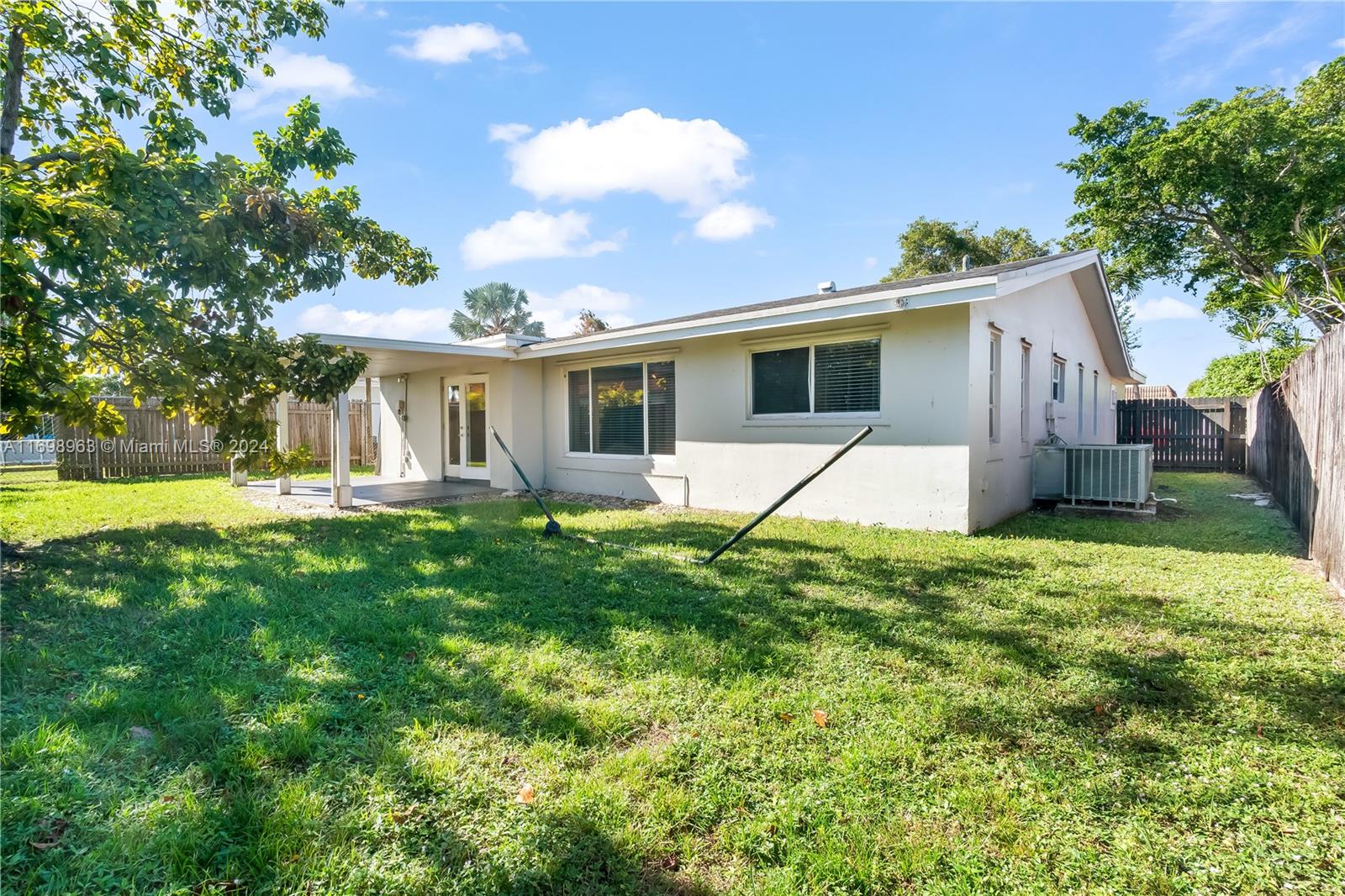 SUNFLOWER - Residential Lease