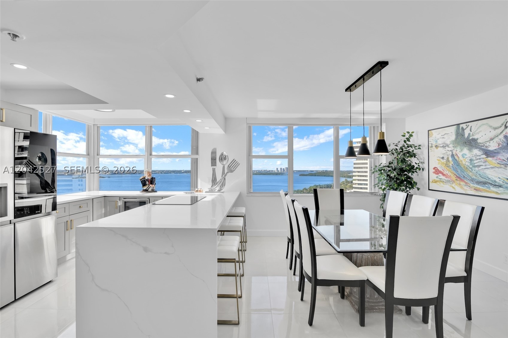 CORNICHE CONDO - Residential