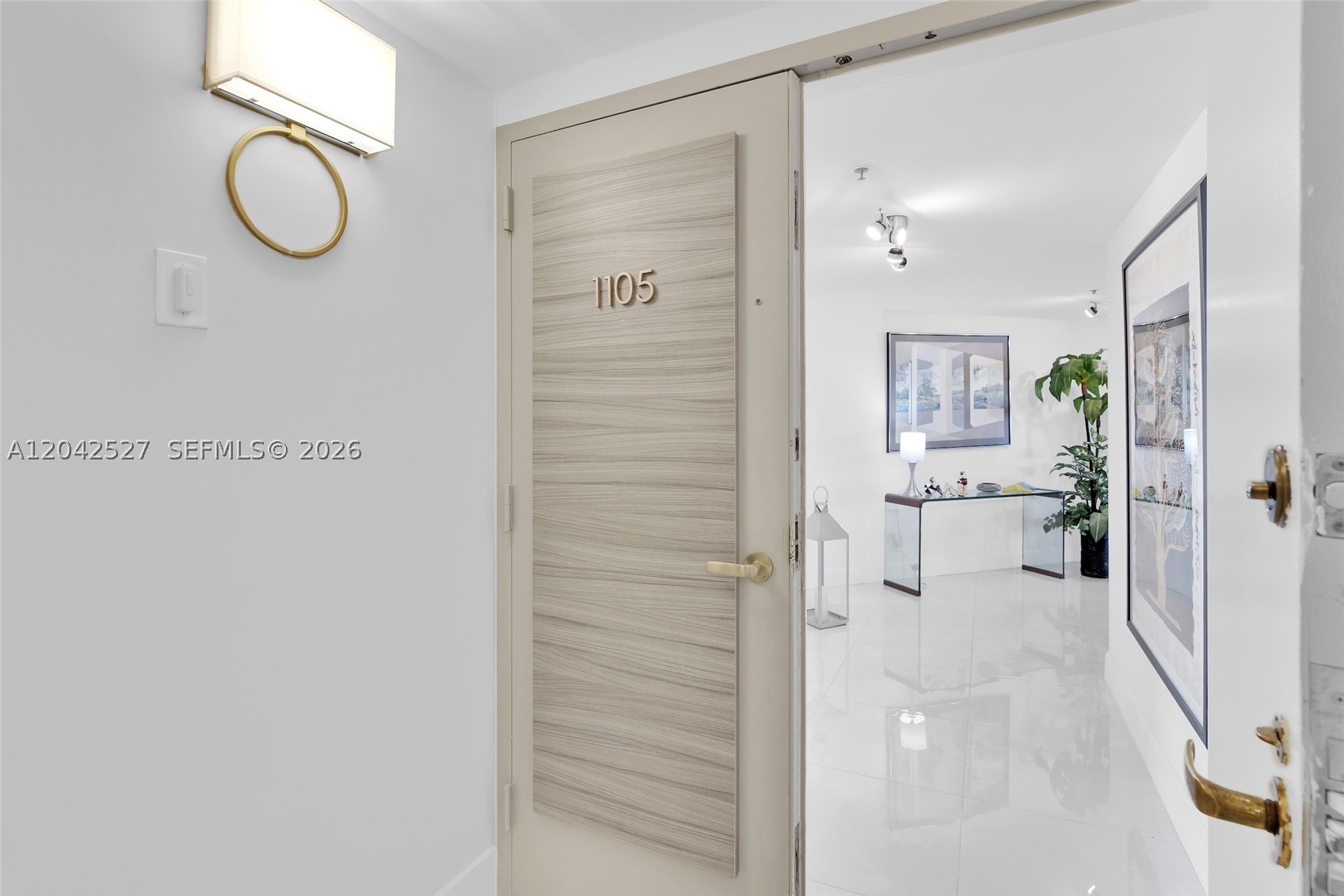 CORNICHE CONDO - Residential