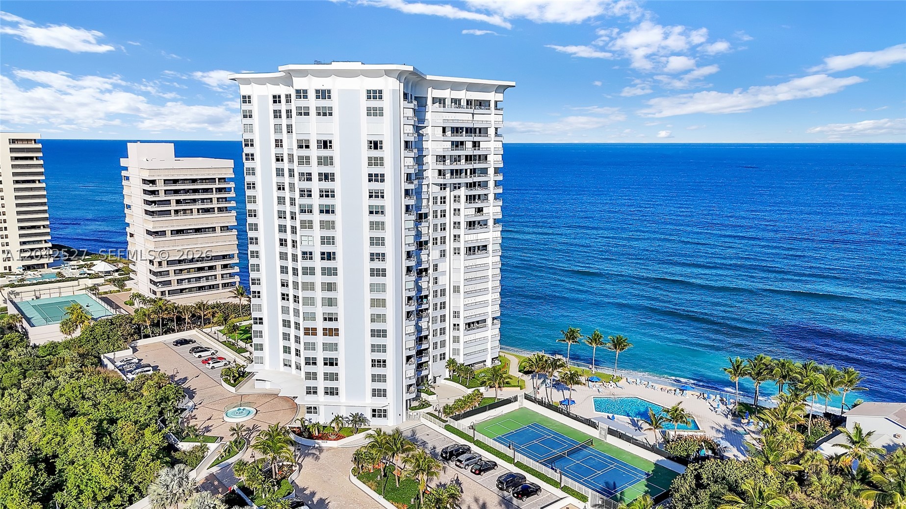 CORNICHE CONDO - Residential