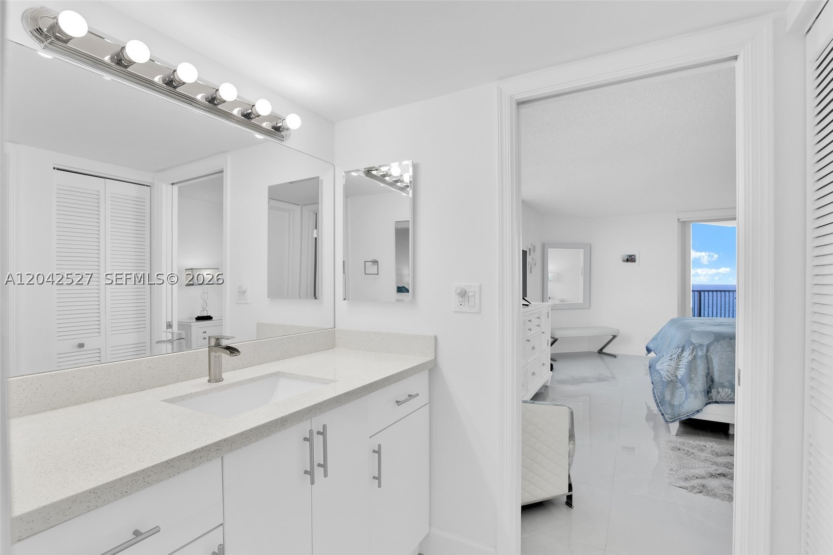 CORNICHE CONDO - Residential