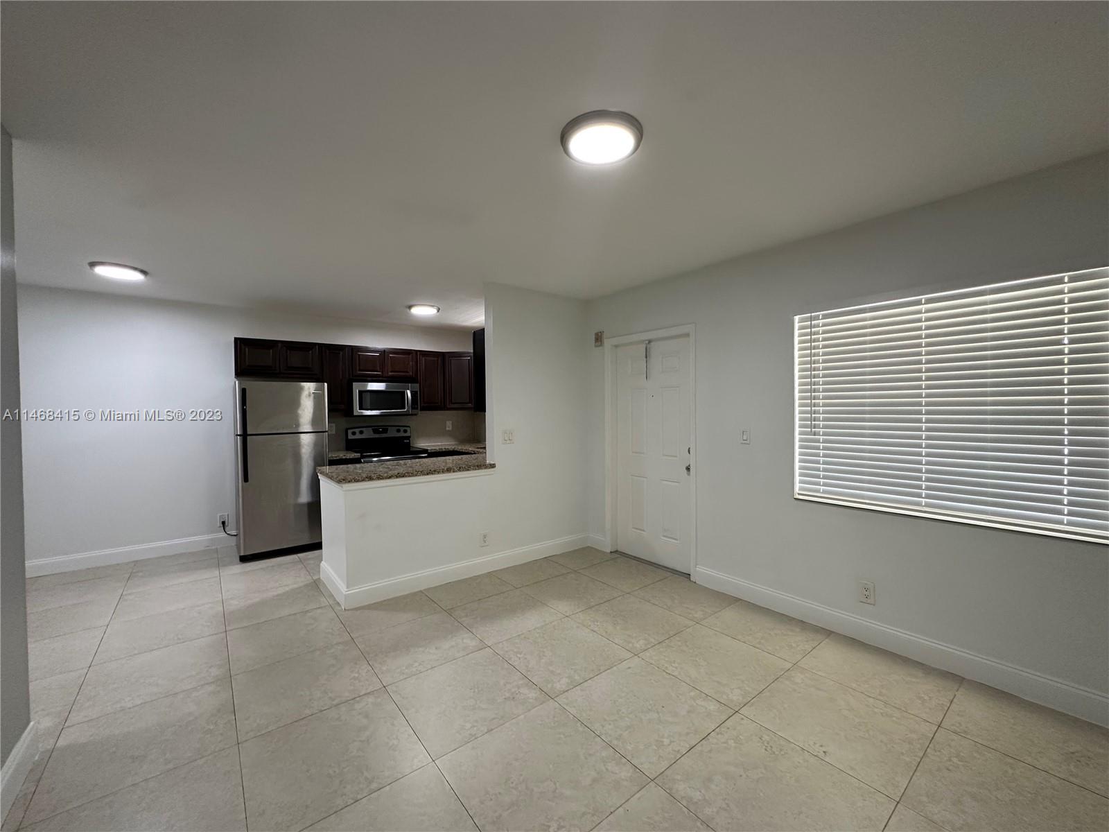 HIGHLAND ESTATES - Residential Lease