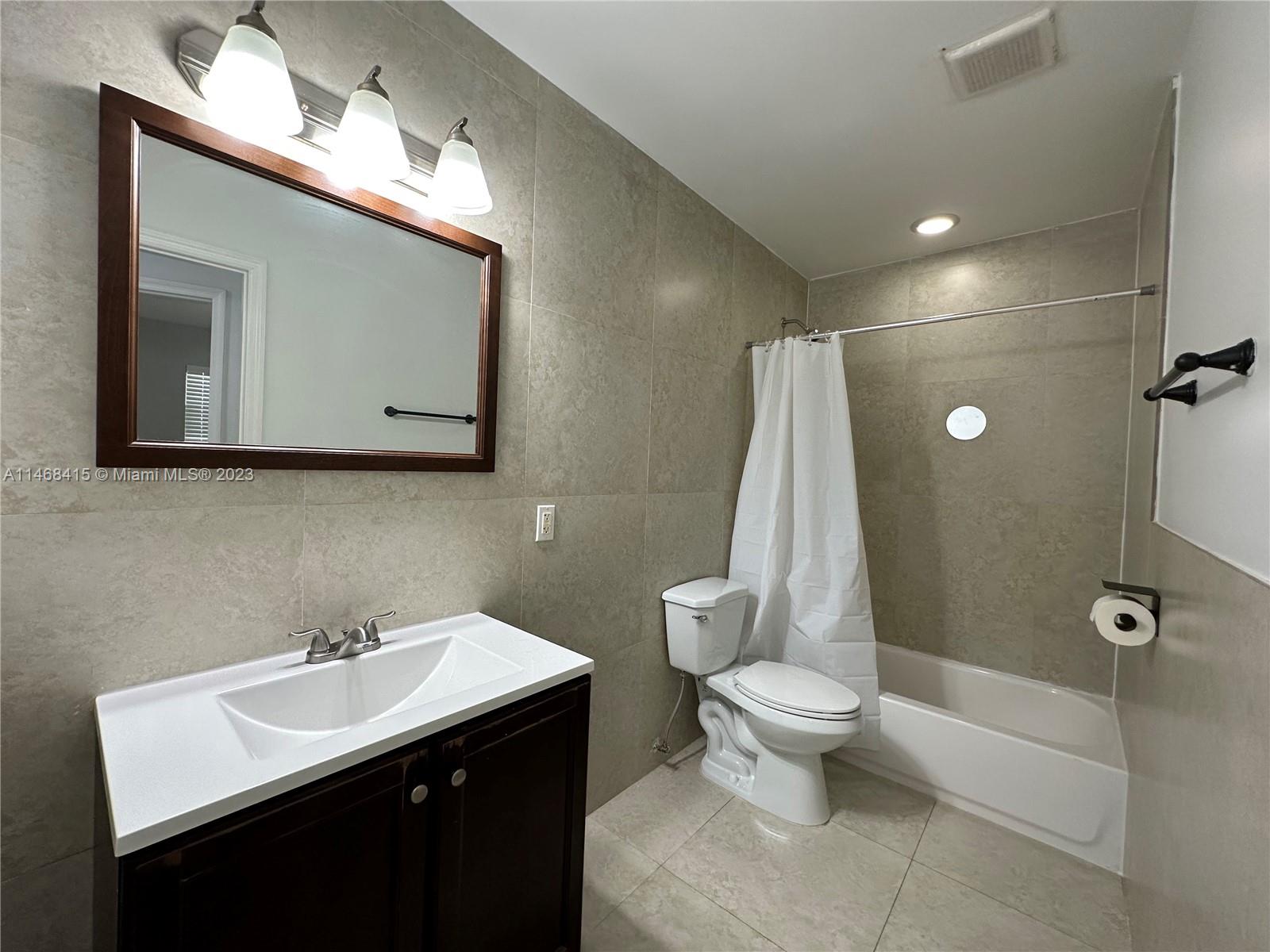 HIGHLAND ESTATES - Residential Lease