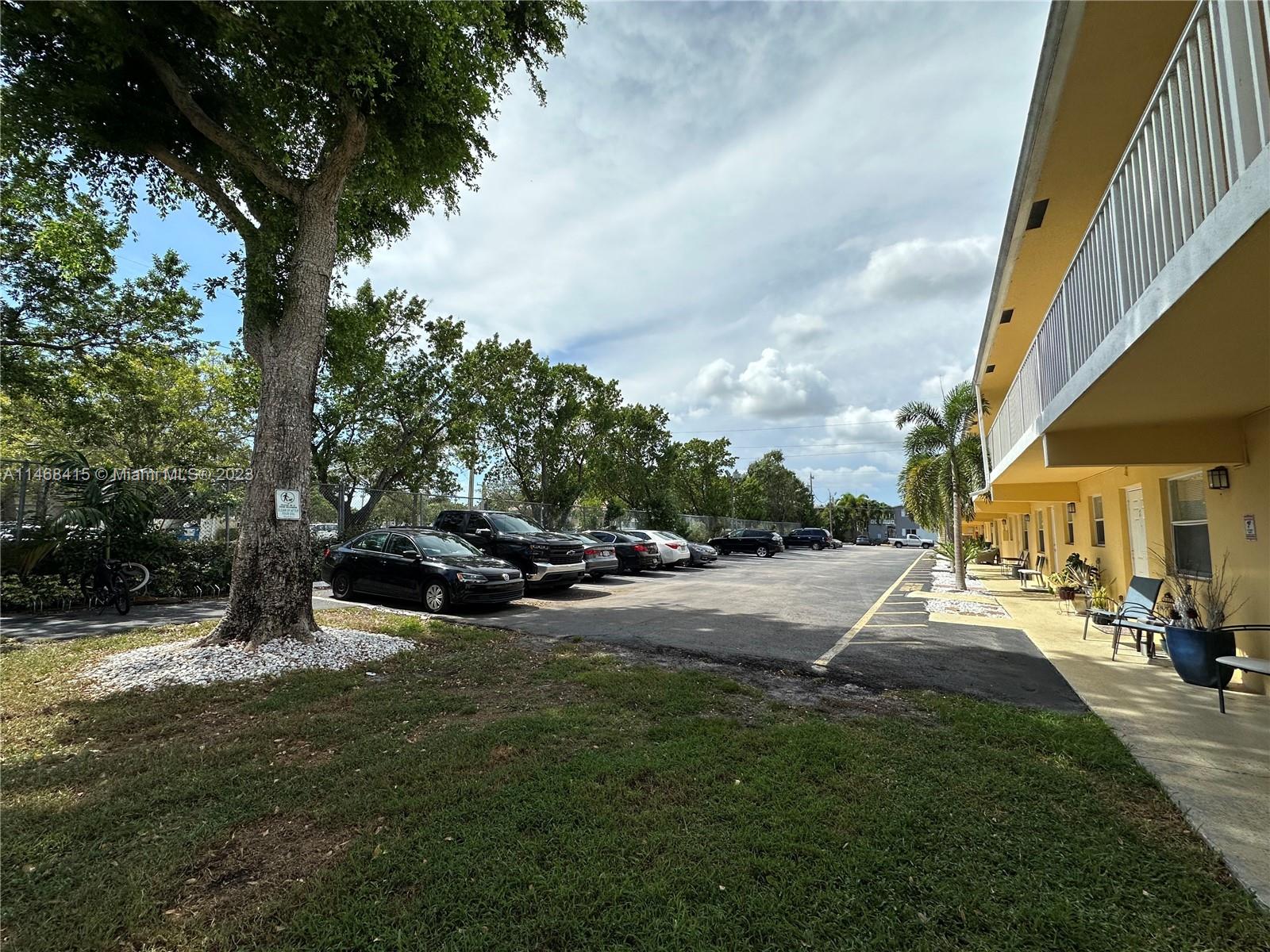 HIGHLAND ESTATES - Residential Lease