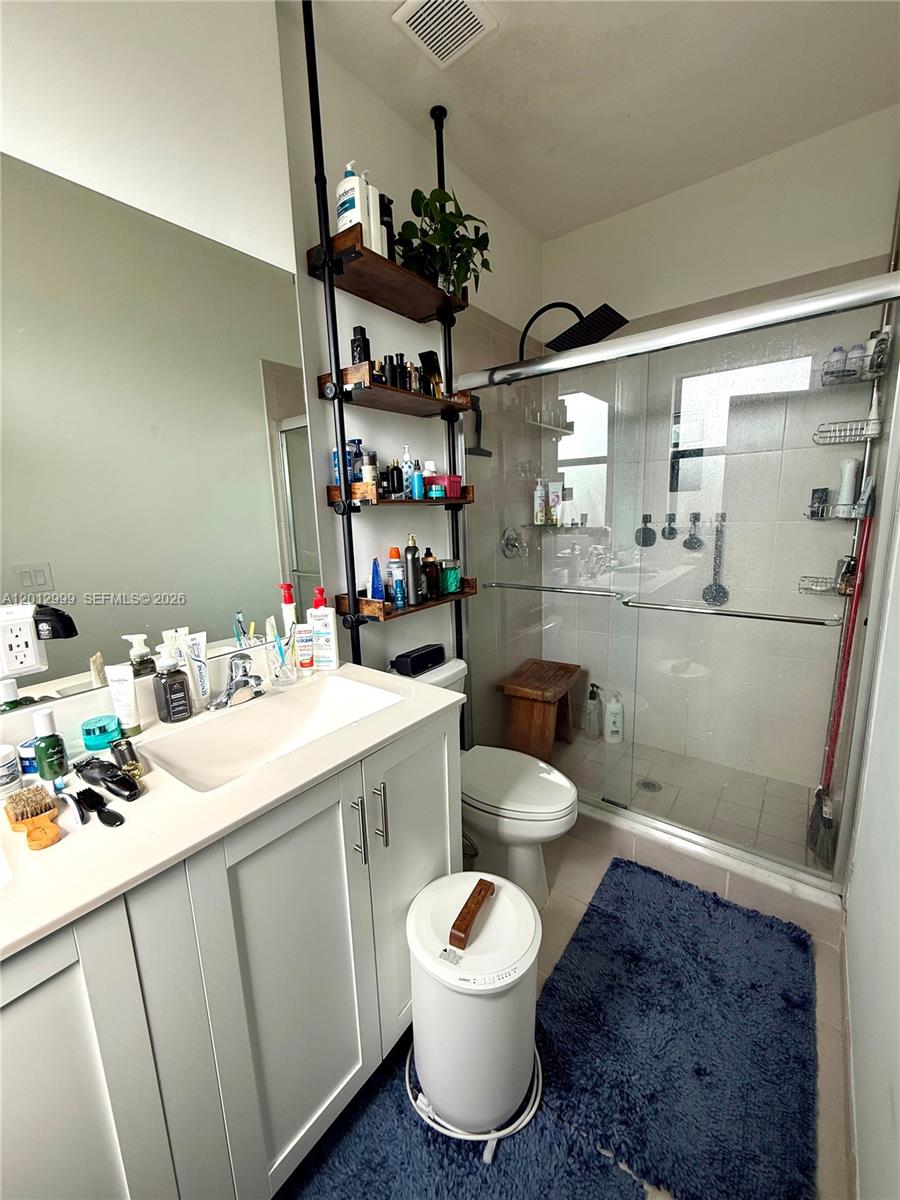 VIA VENTURA NEIGHBORHOOD - Residential