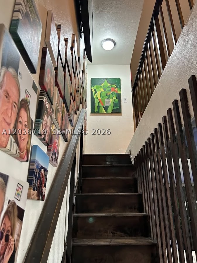 PINEBARK CONDO NO 1 - Residential Lease