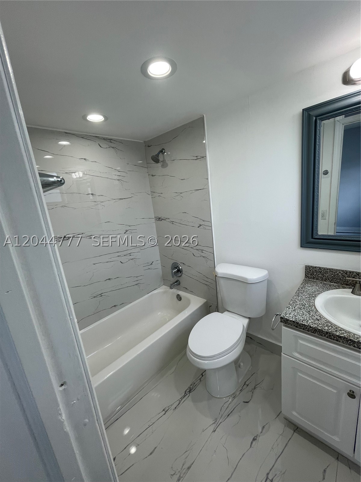 GOLDEN TERRACE CONDO - Residential