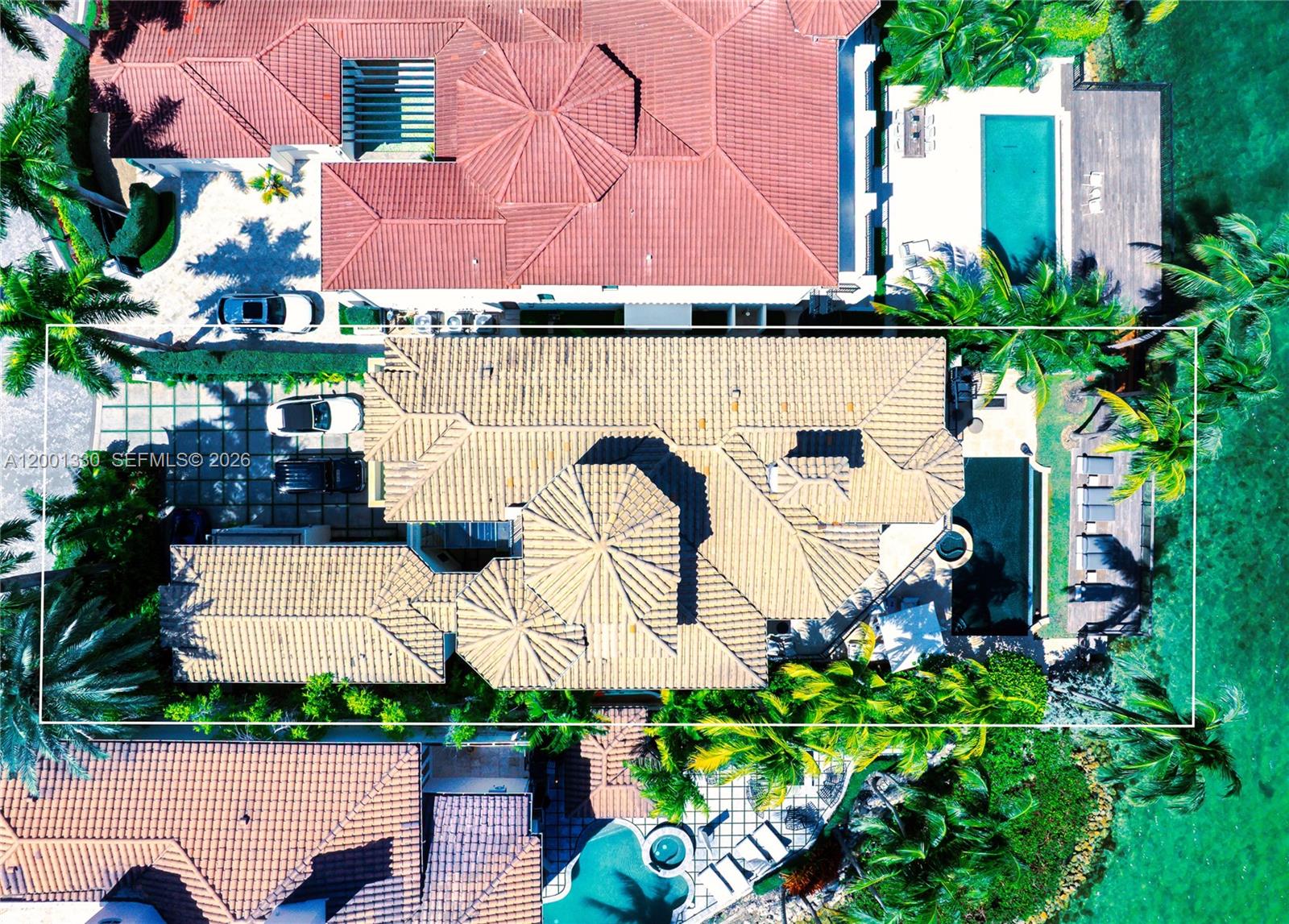 ISLAND ESTATES - Residential
