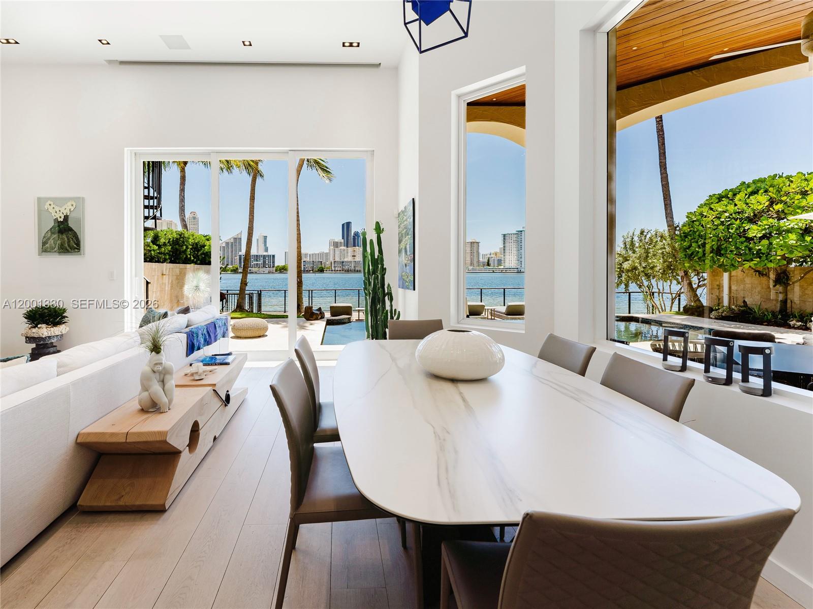 ISLAND ESTATES - Residential