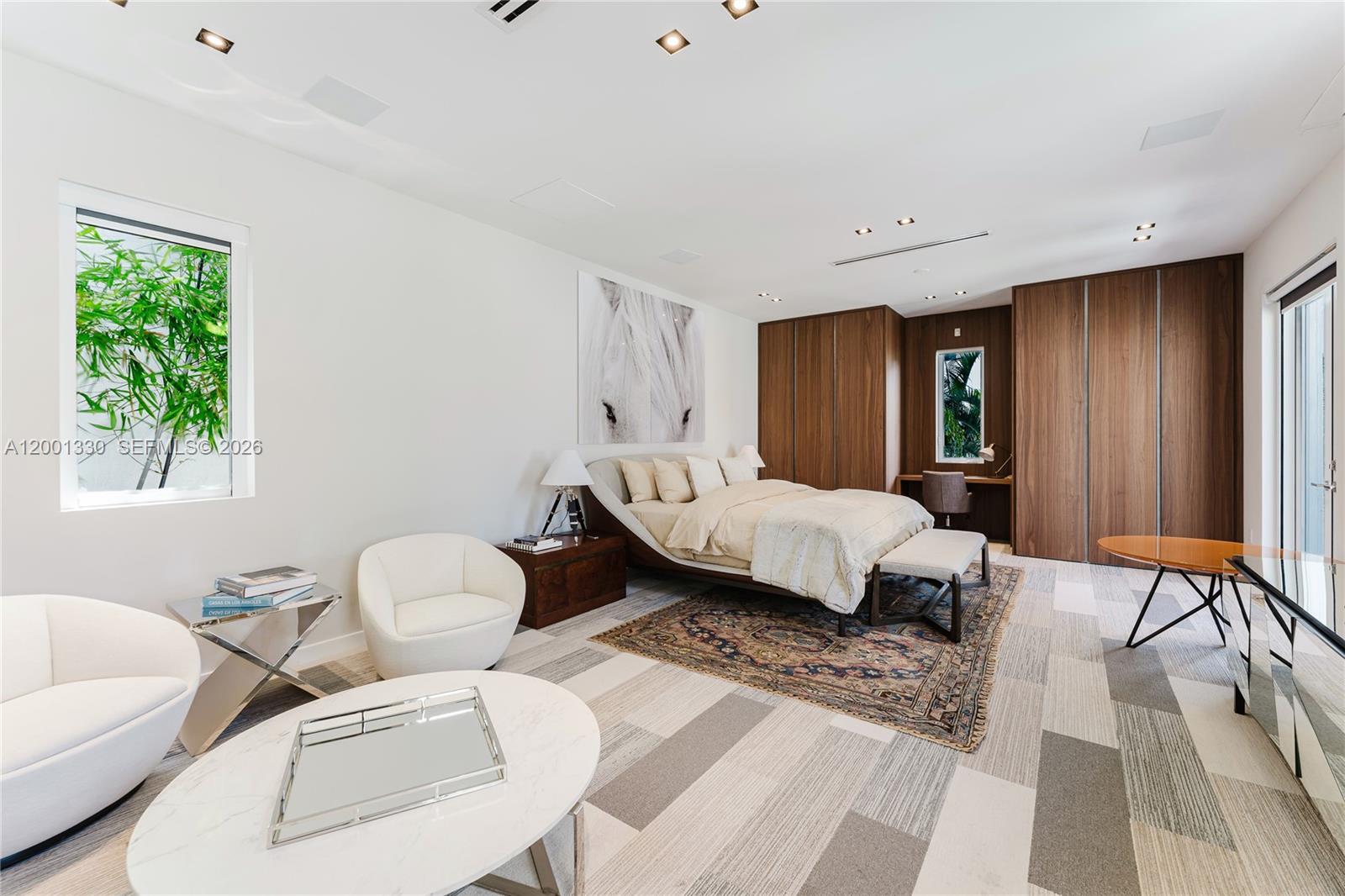 ISLAND ESTATES - Residential