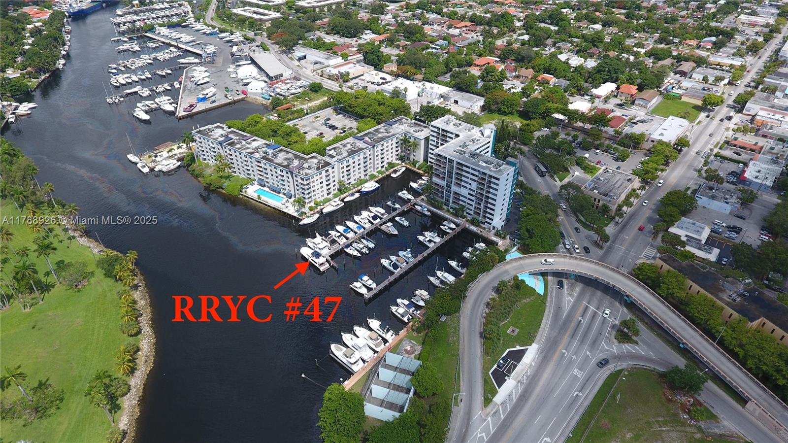 RIVER RUN YACHT CLUB COND - Land