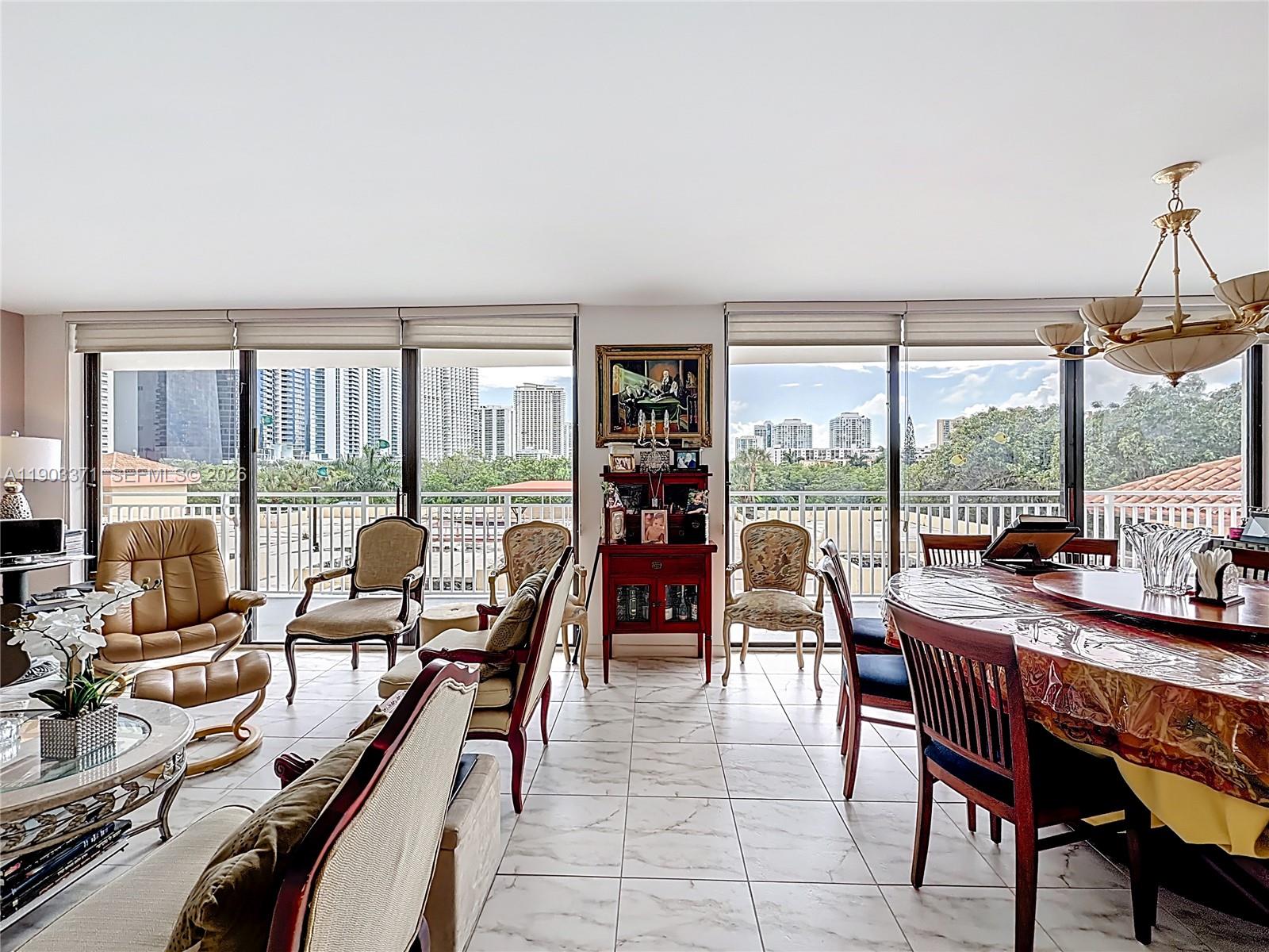 WINSTON TOWERS 600 CONDO - Residential