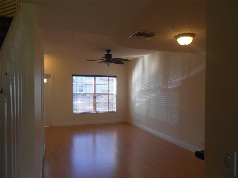 COCONUTS - Residential Lease