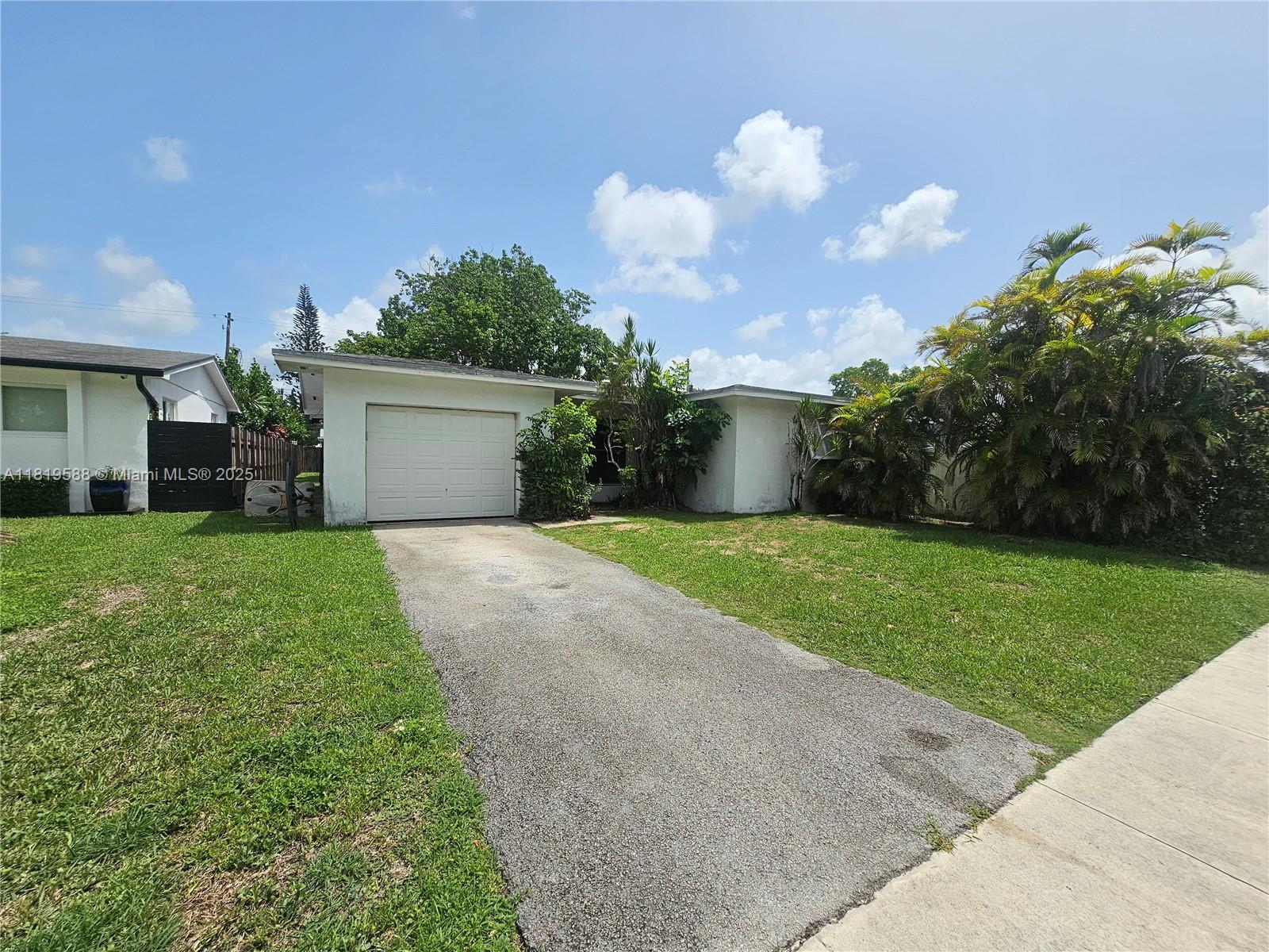 DOWNER PALMS DIV NO 1 - Residential