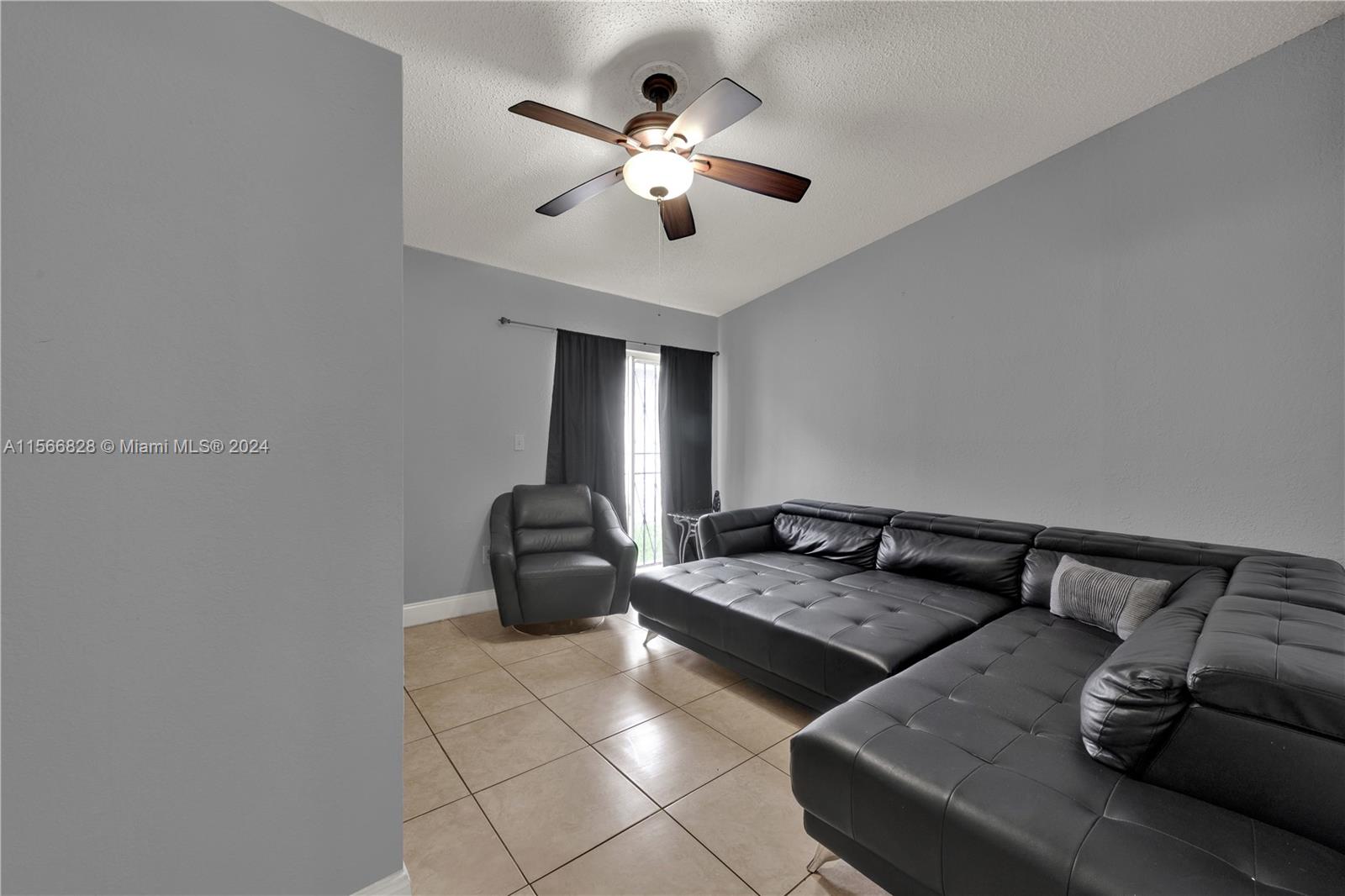 SEA GRAPE TOWN HOMES - Residential