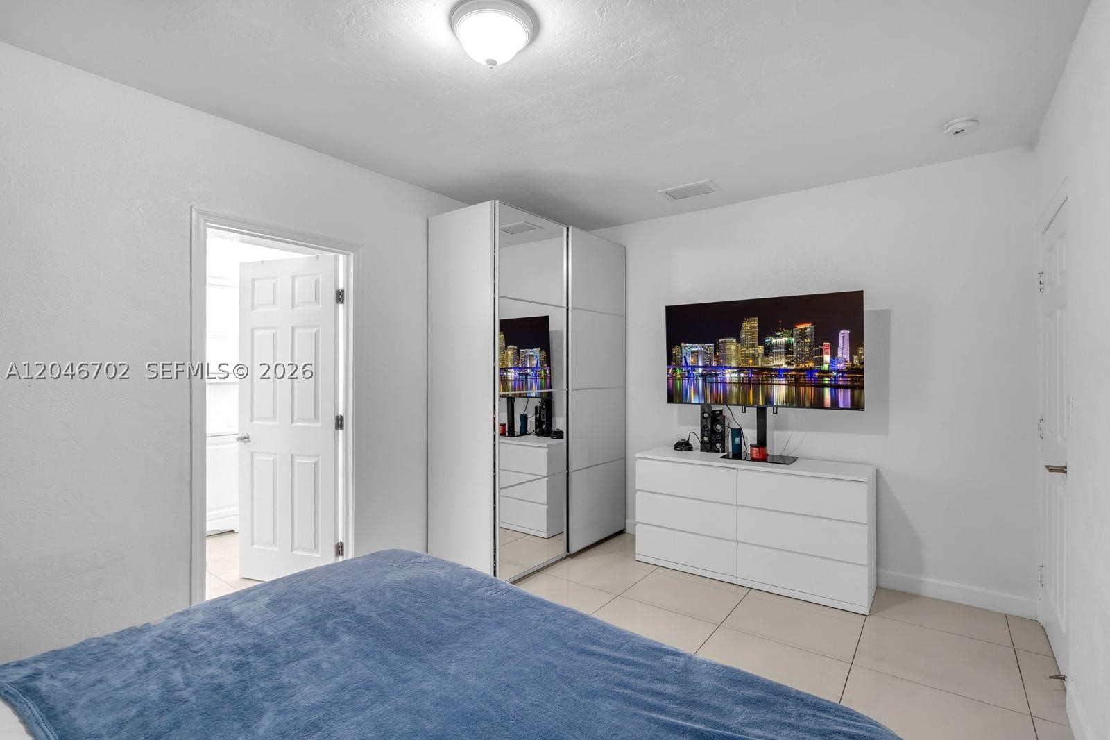 LAWRENCE PARK AMD - Residential