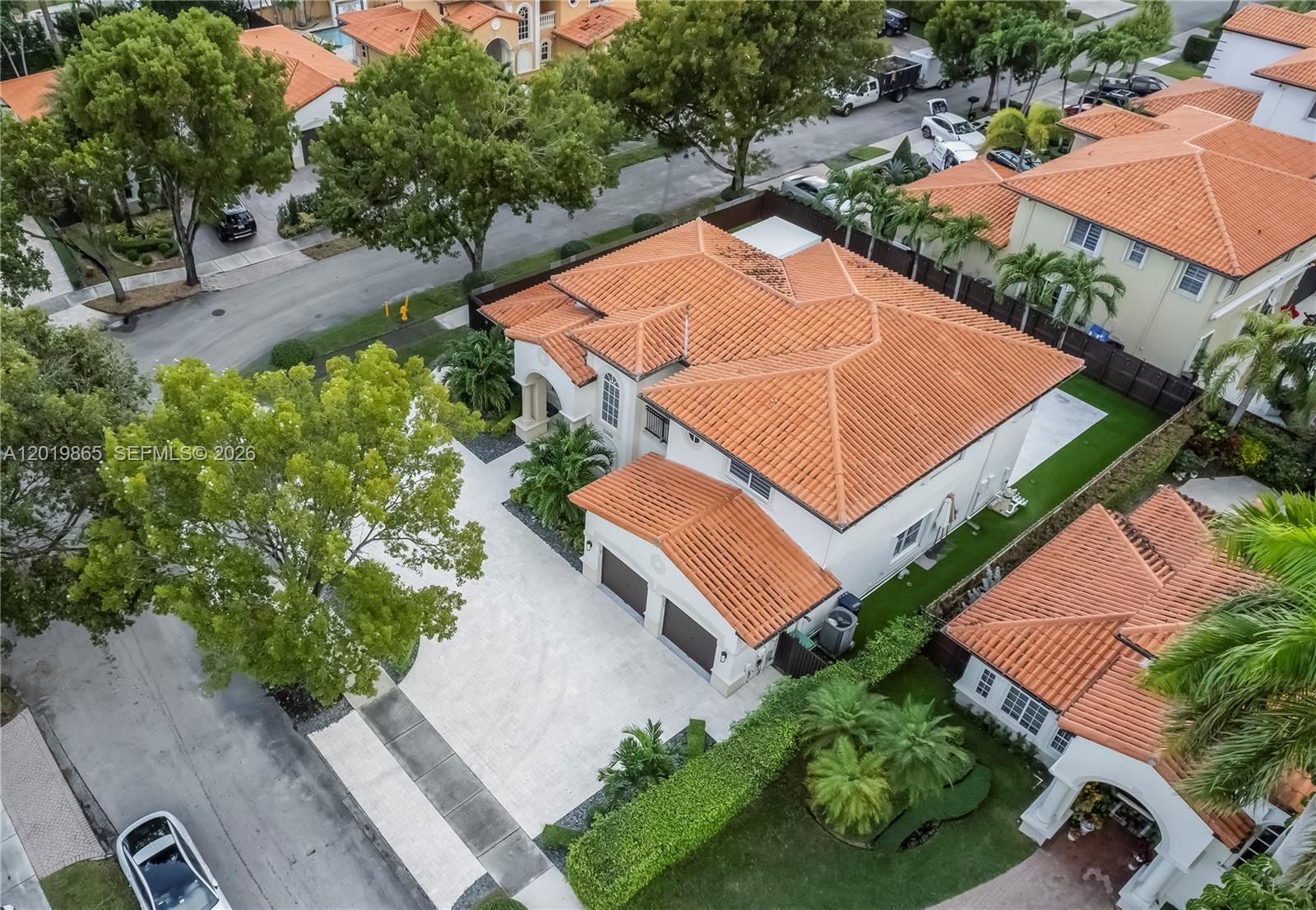 SILVERCREST LAKE ESTATES - Residential