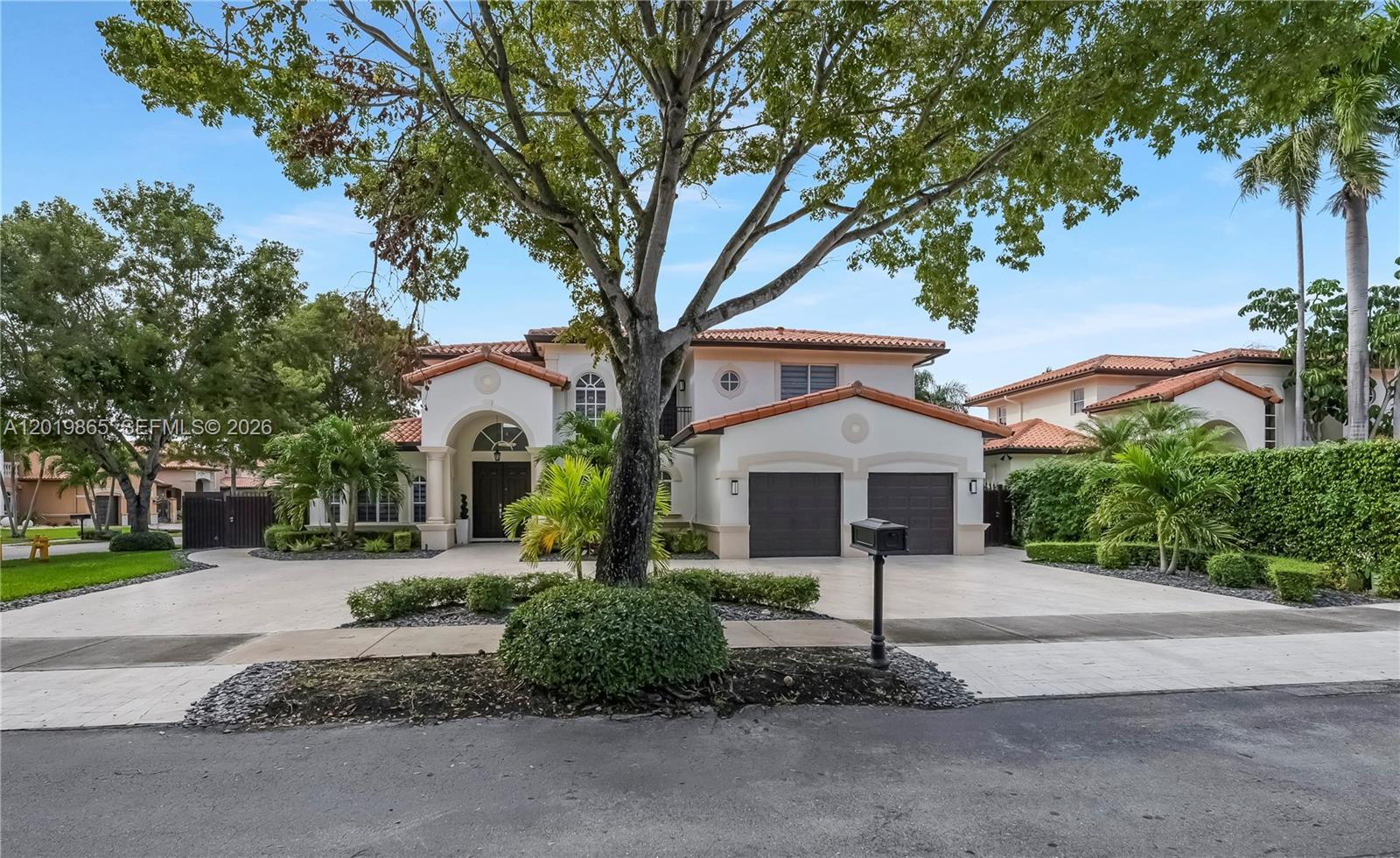 SILVERCREST LAKE ESTATES - Residential